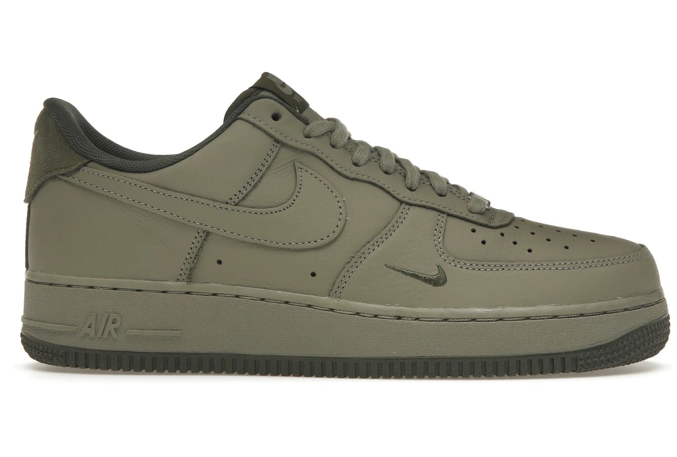 Nike Air Force 1 Low '07 LV8 Light Army Cargo Khaki