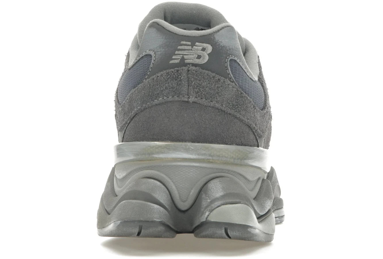 New Balance 9060 Magnet