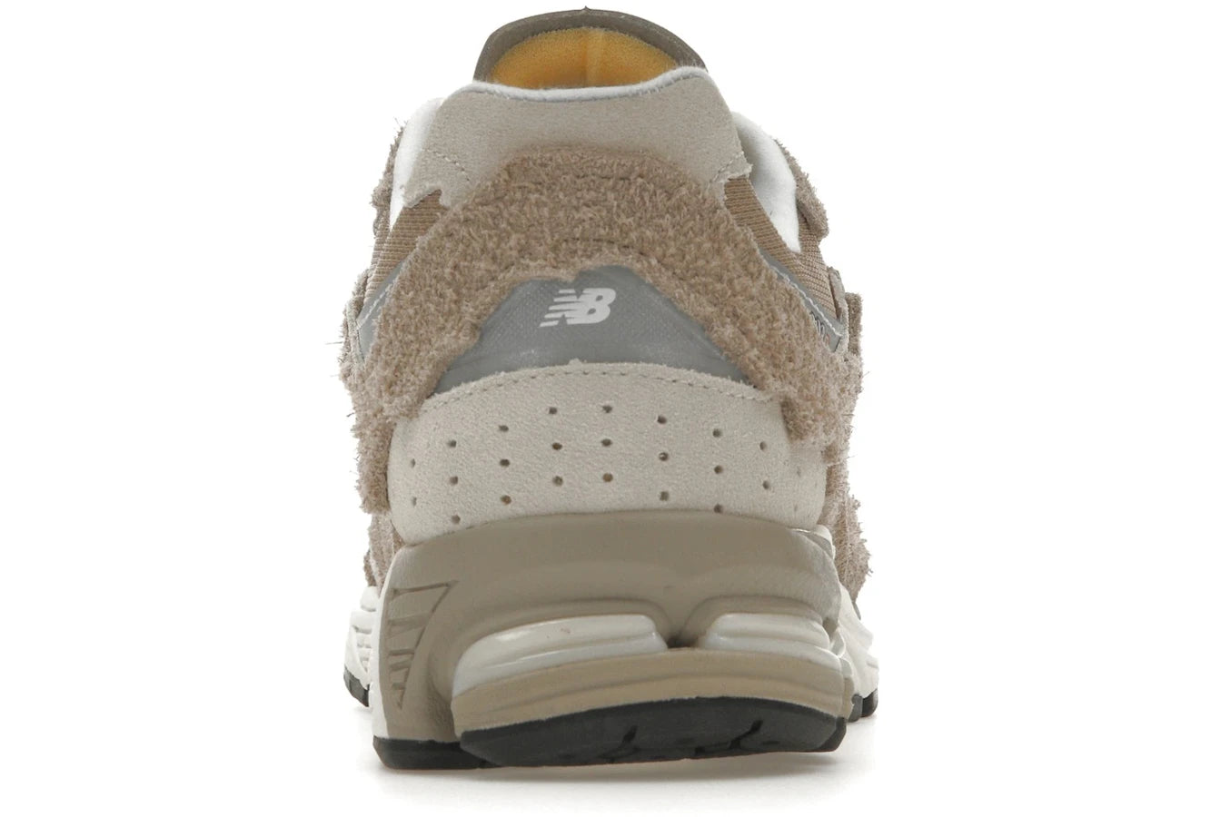 New Balance 2002R Protection Pack Driftwood