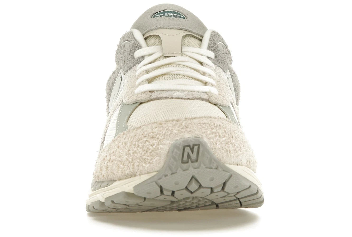 New Balance 2002R Linen