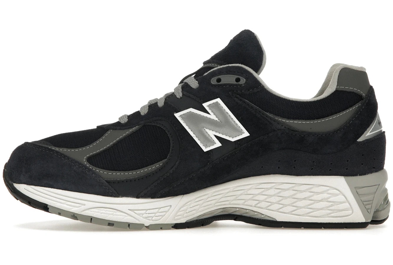 New Balance 2002R Gore-Tex Eclipse