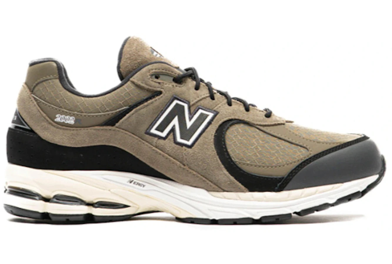New Balance 2002R Gore-Tex Olive