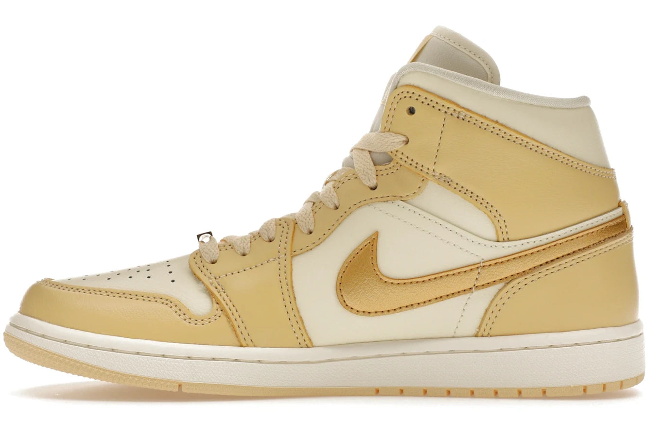 Air Jordan 1 Mid SE Pale Vanilla Metallic Gold