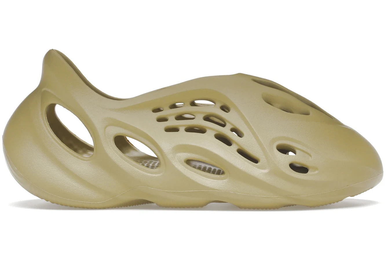 Adidas Yeezy Foam RNNR Sulfur