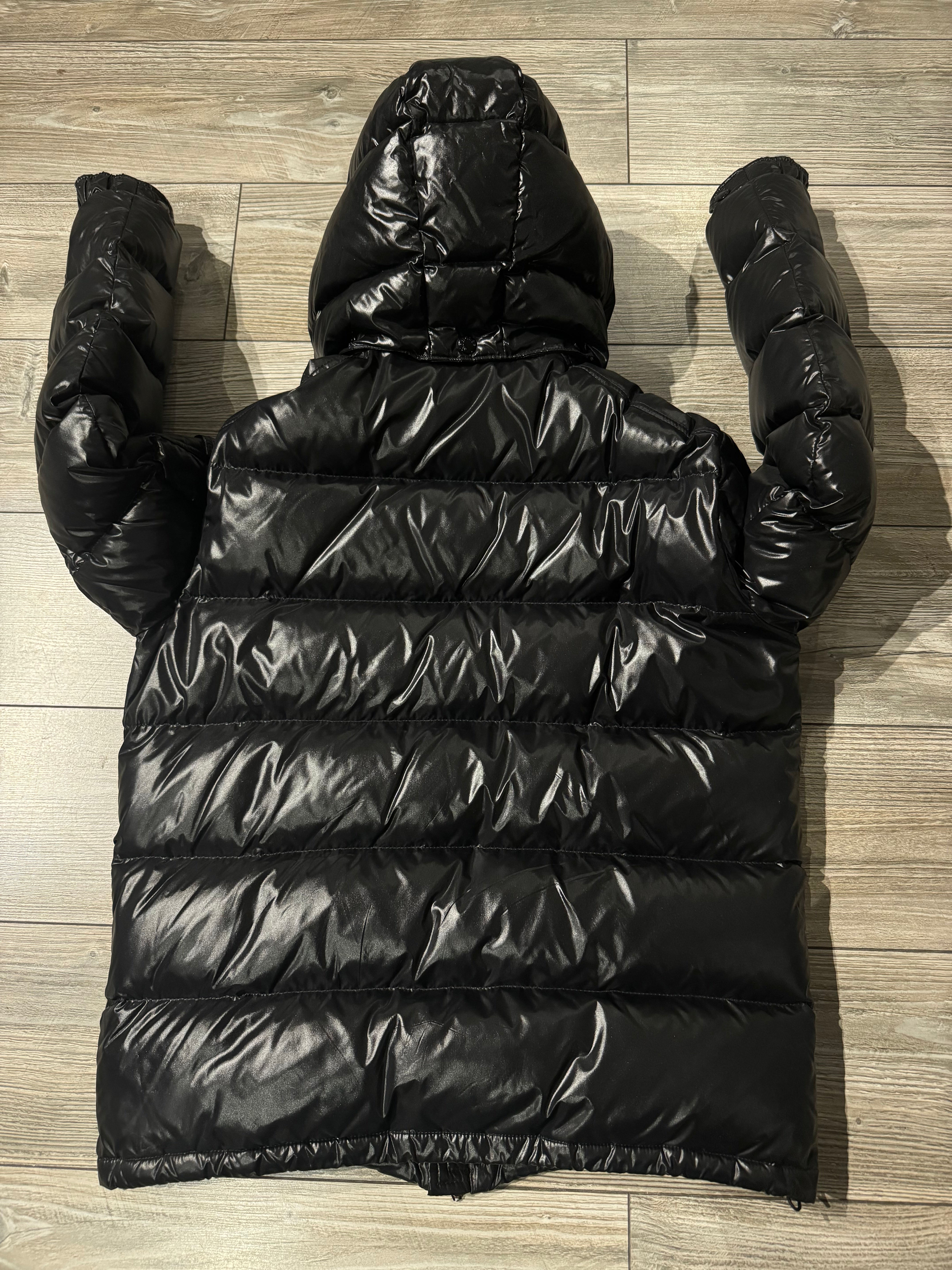 Moncler Maya (4)