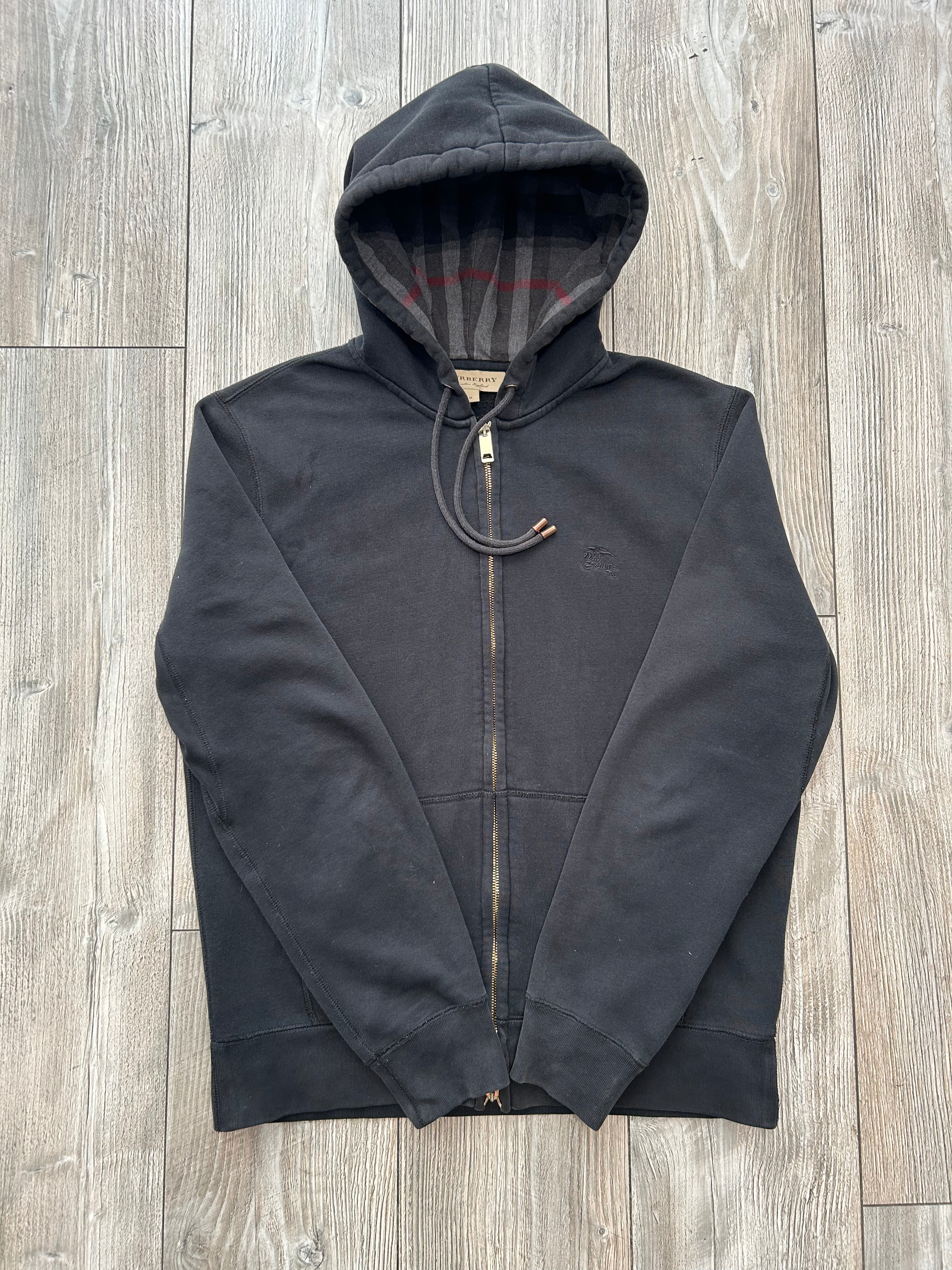 Burberry Hoodie (Fittaa S)