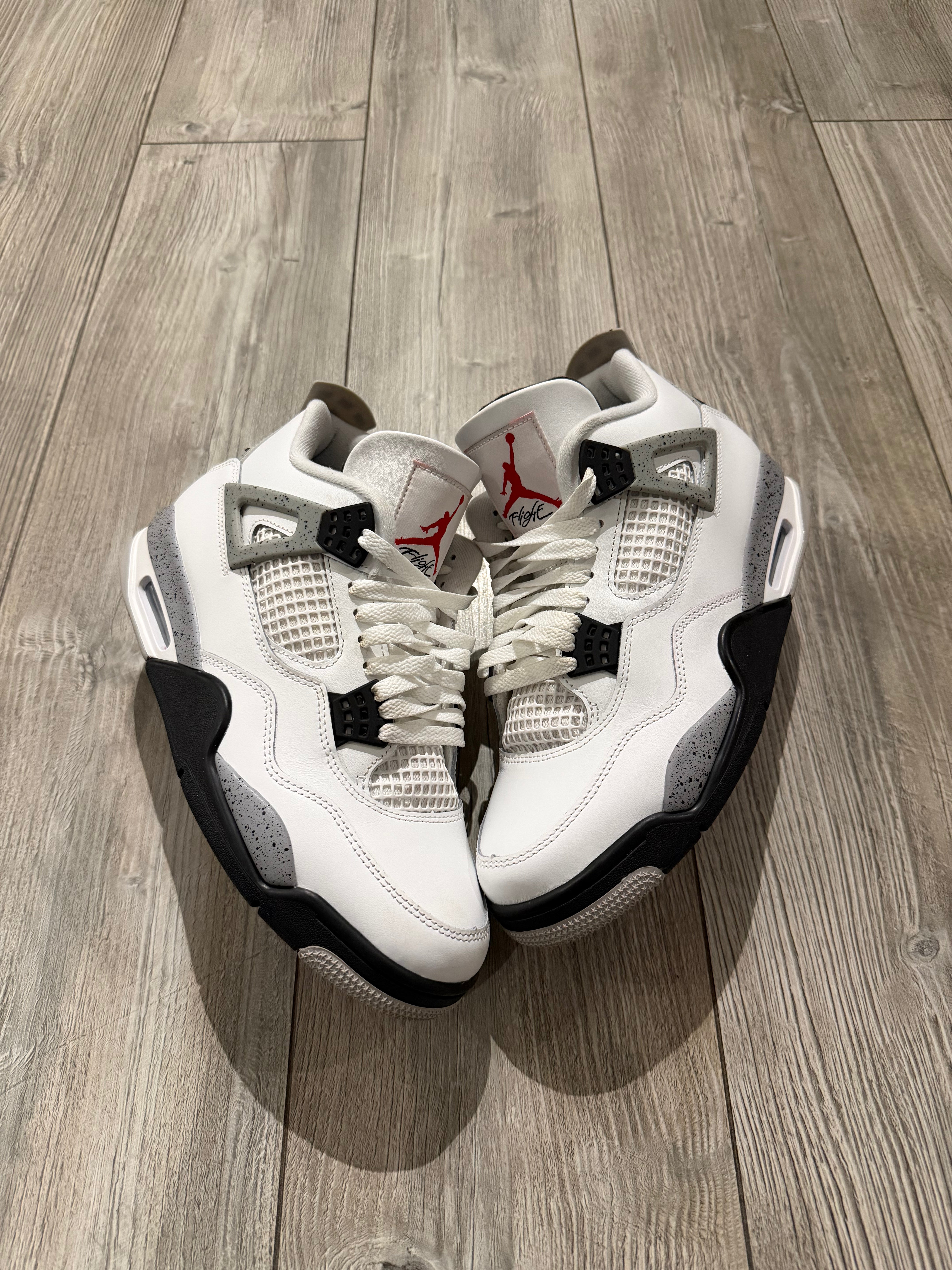 Air Jordan 4 Retro White Cement (EU 43)