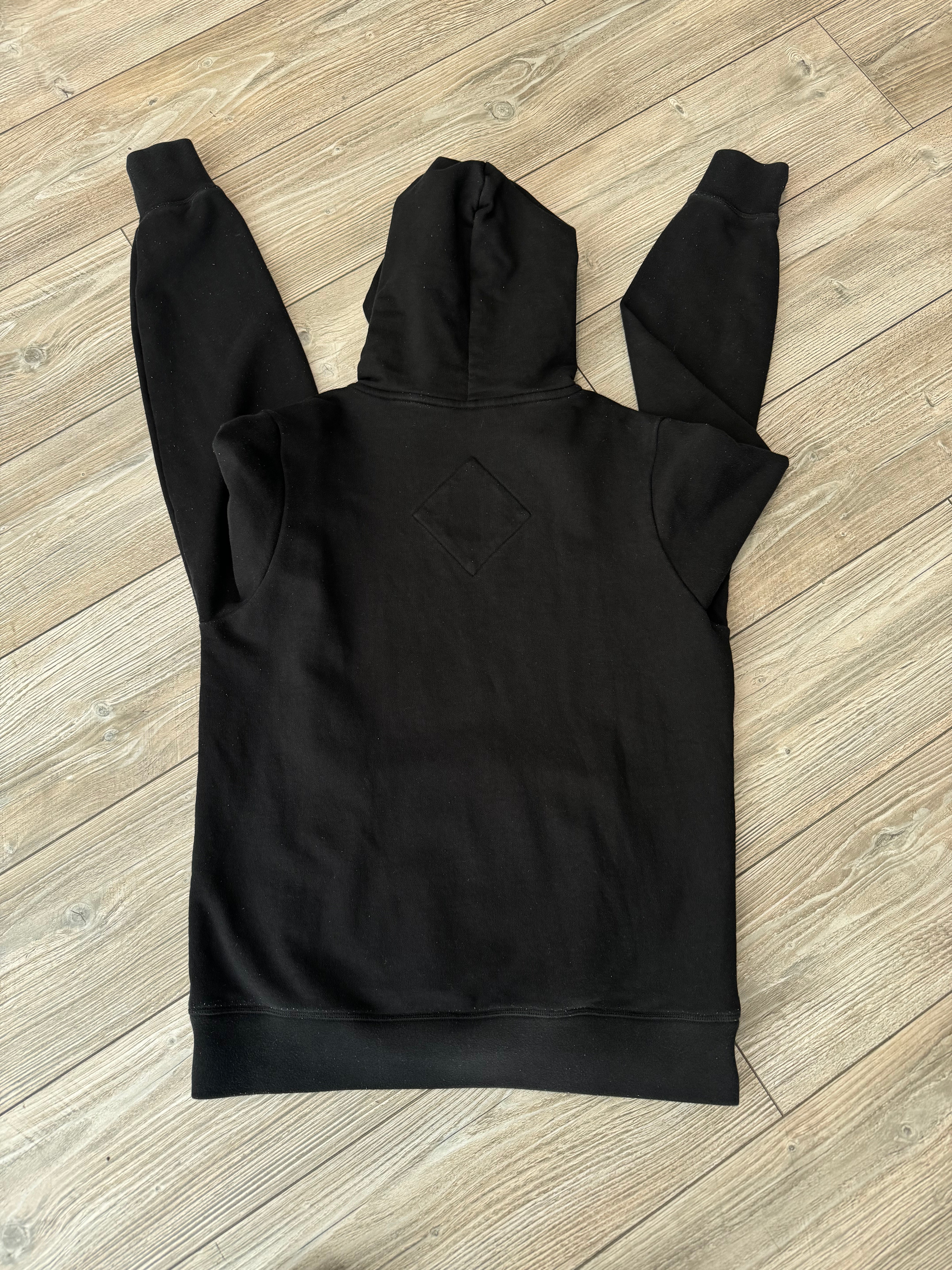 Canada Goose Hoodie (Fittaa M)