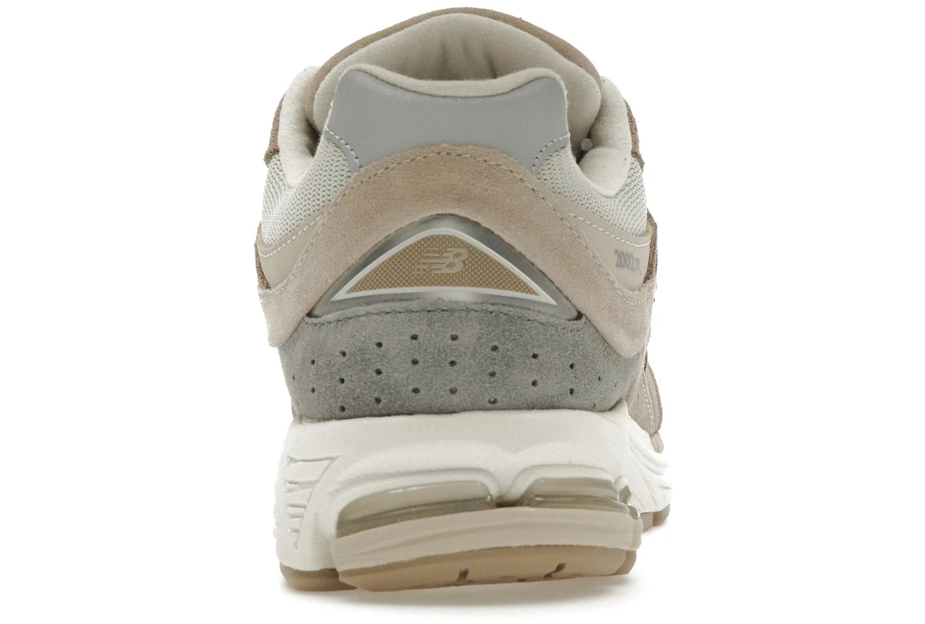New Balance 2002R Driftwood Sandstone