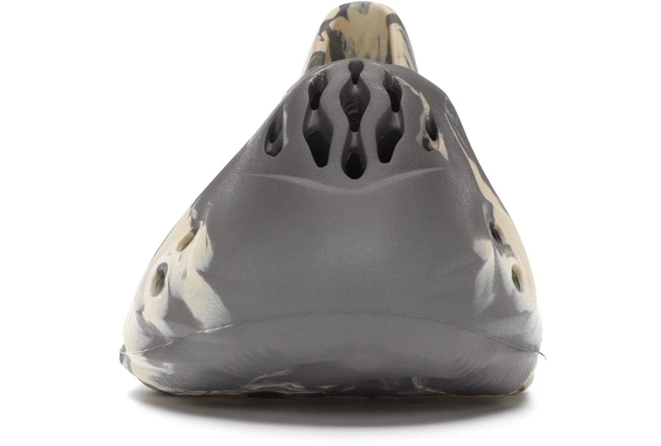 Adidas Yeezy Foam RNNR MXT Moon Gray
