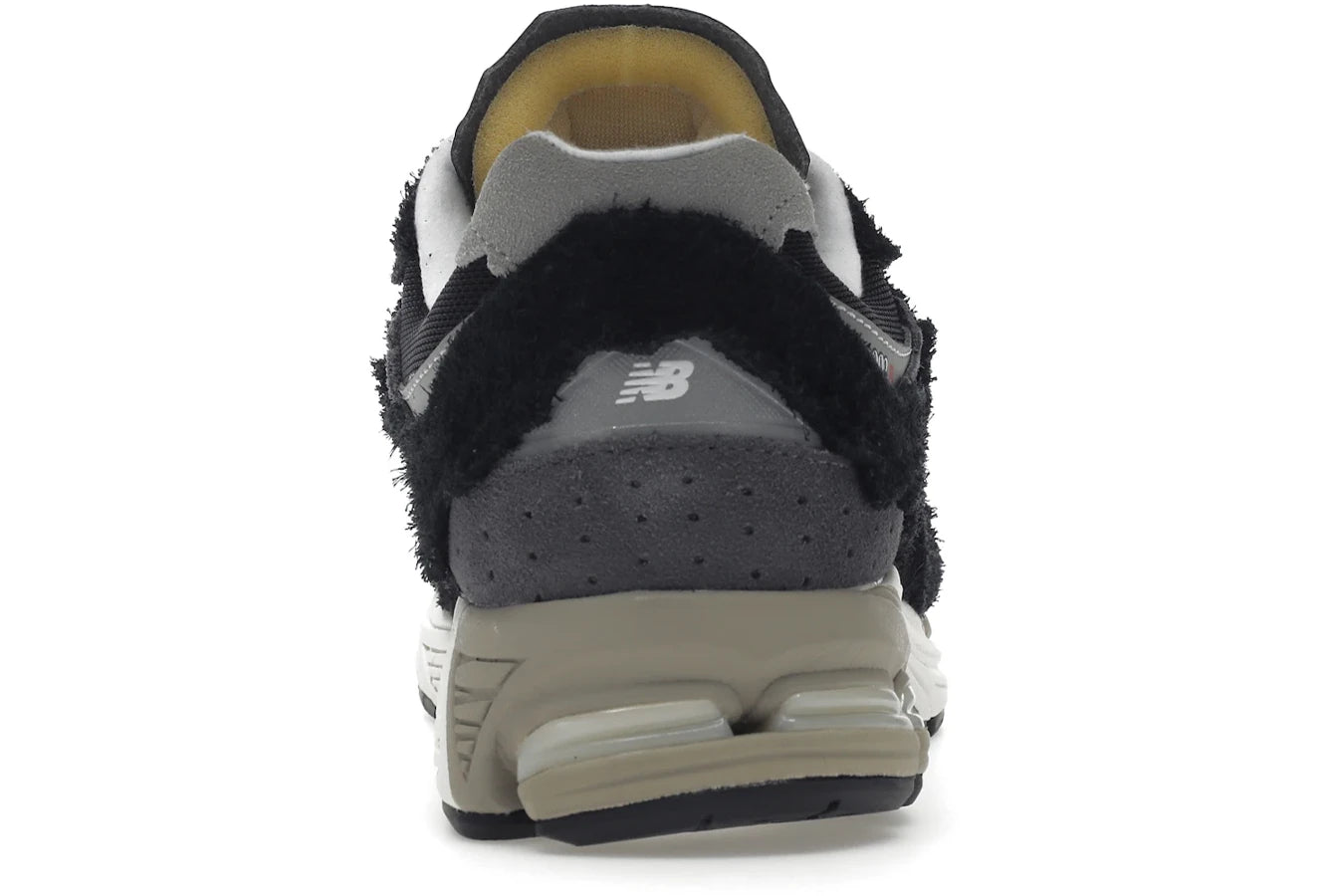 New Balance 2002R Protection Pack Black Grey