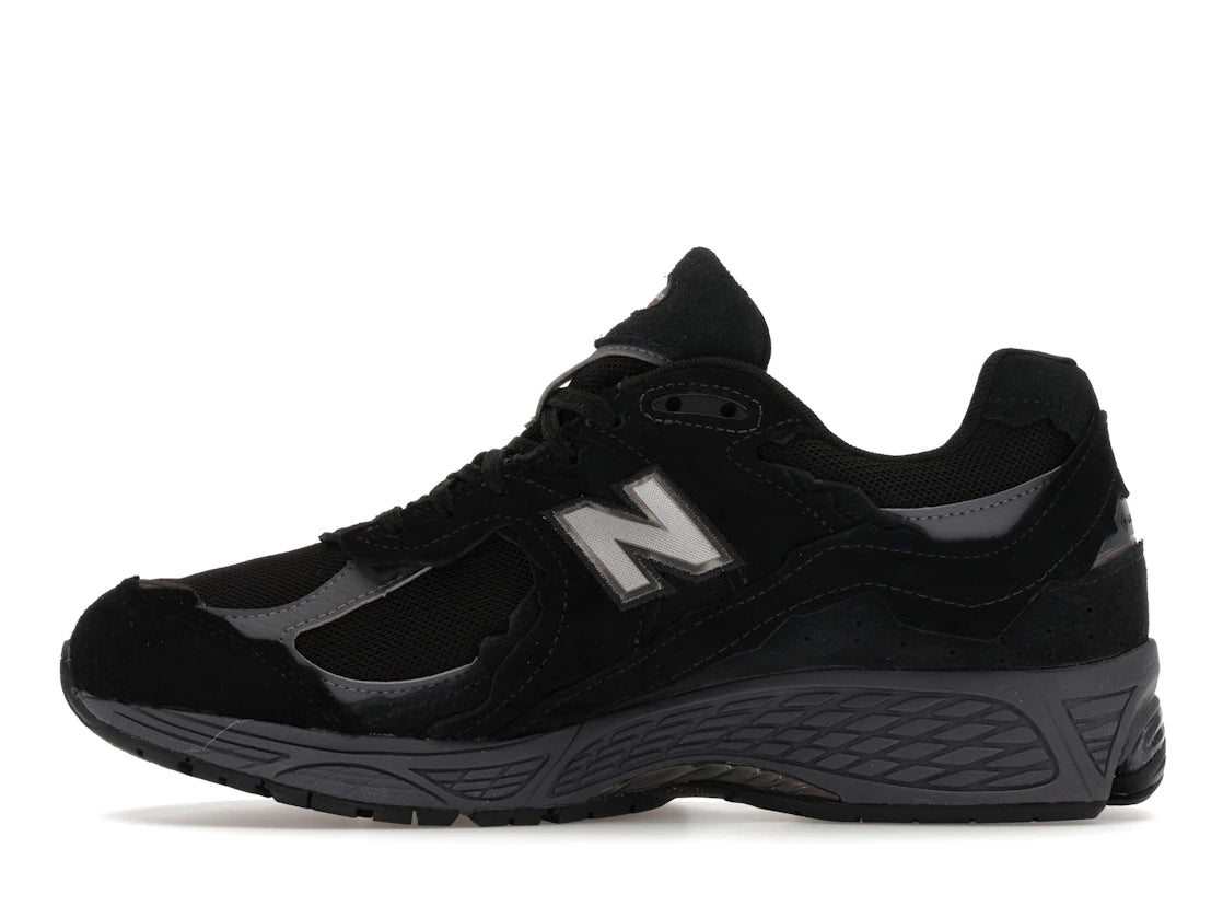 New Balance 2002R Gore-Tex Protection Pack Black Magnet