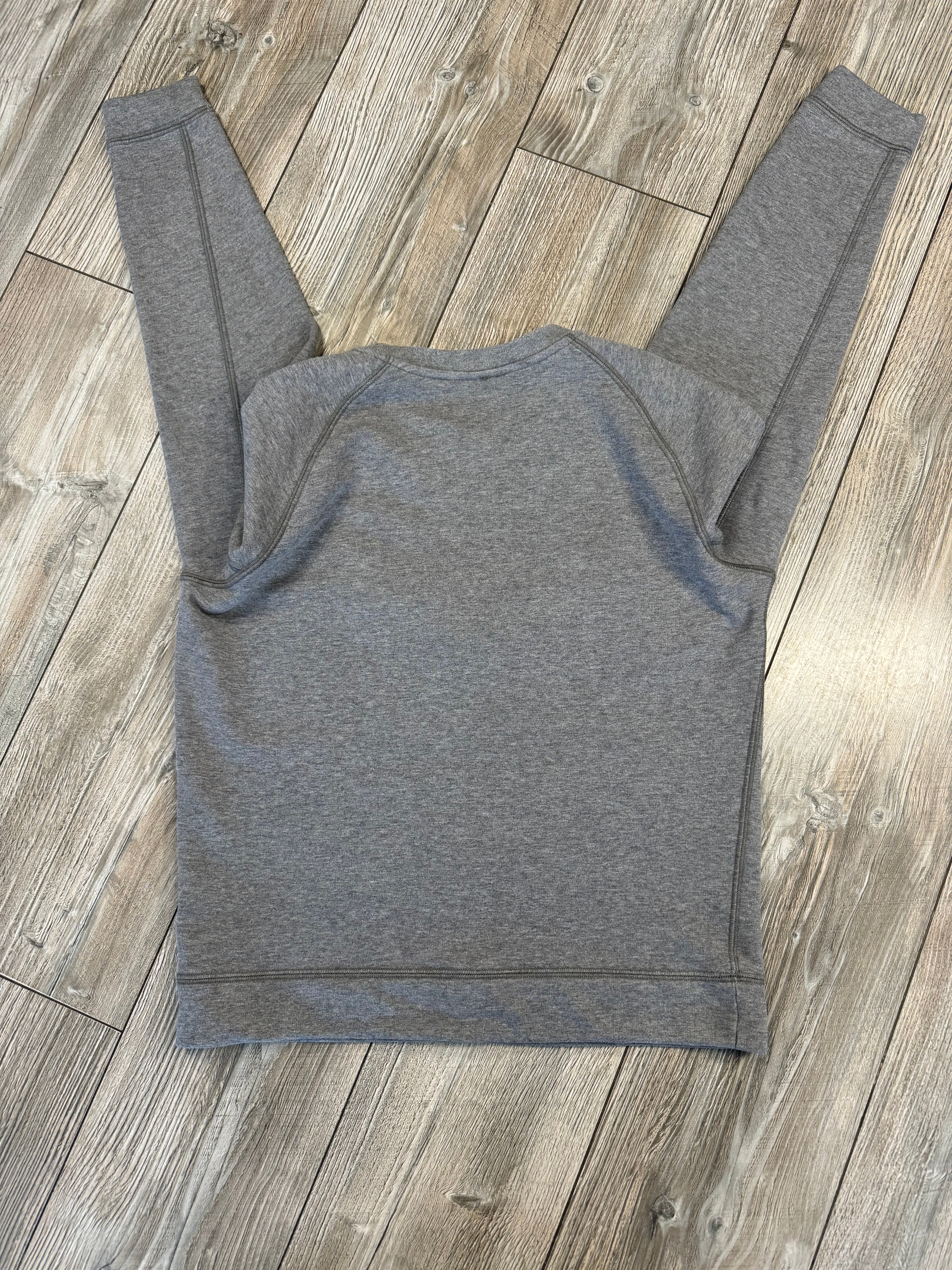 Fendi Sweater (Fit XS)