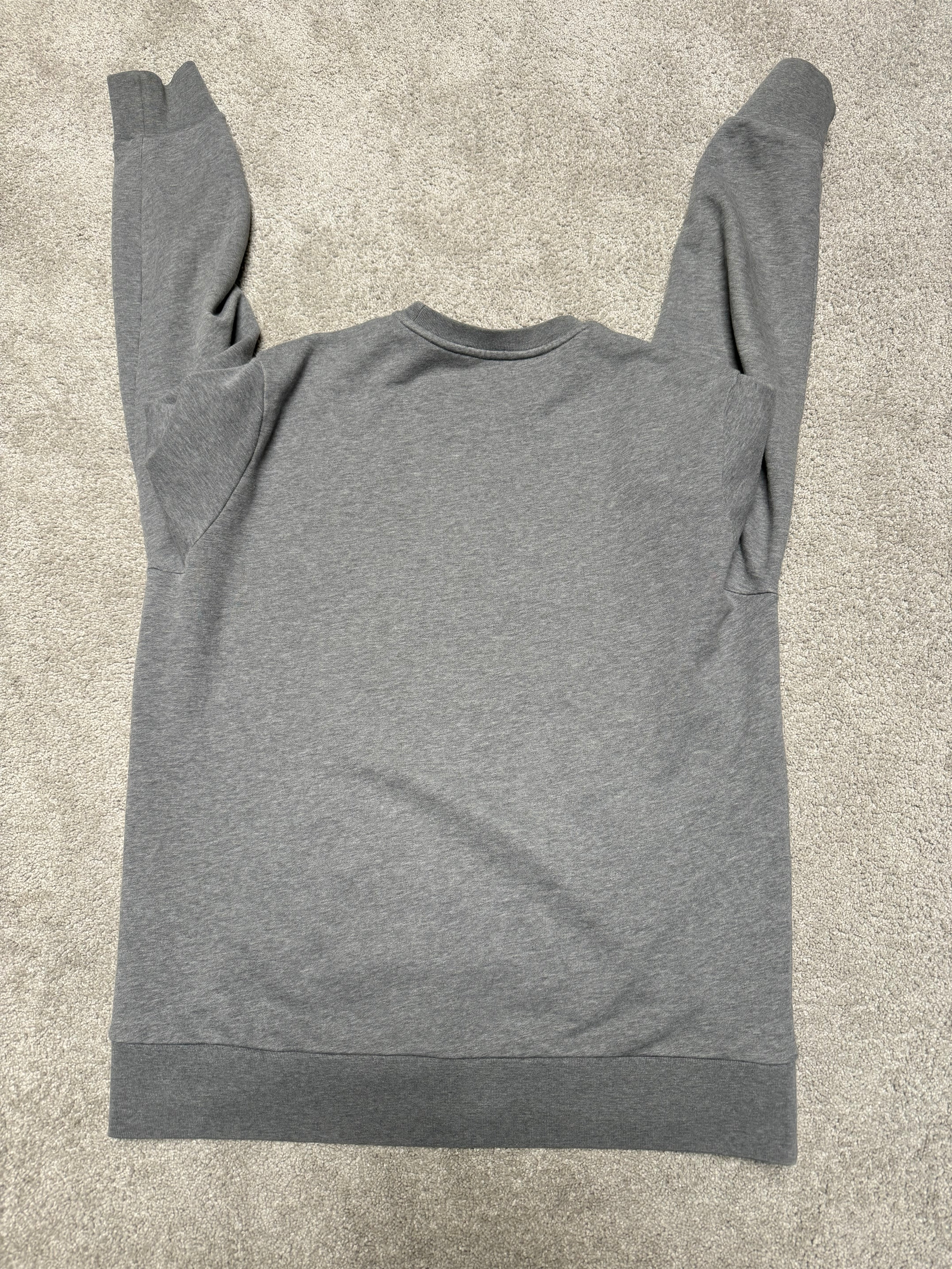 Moncler Sweater (Fittaa L)