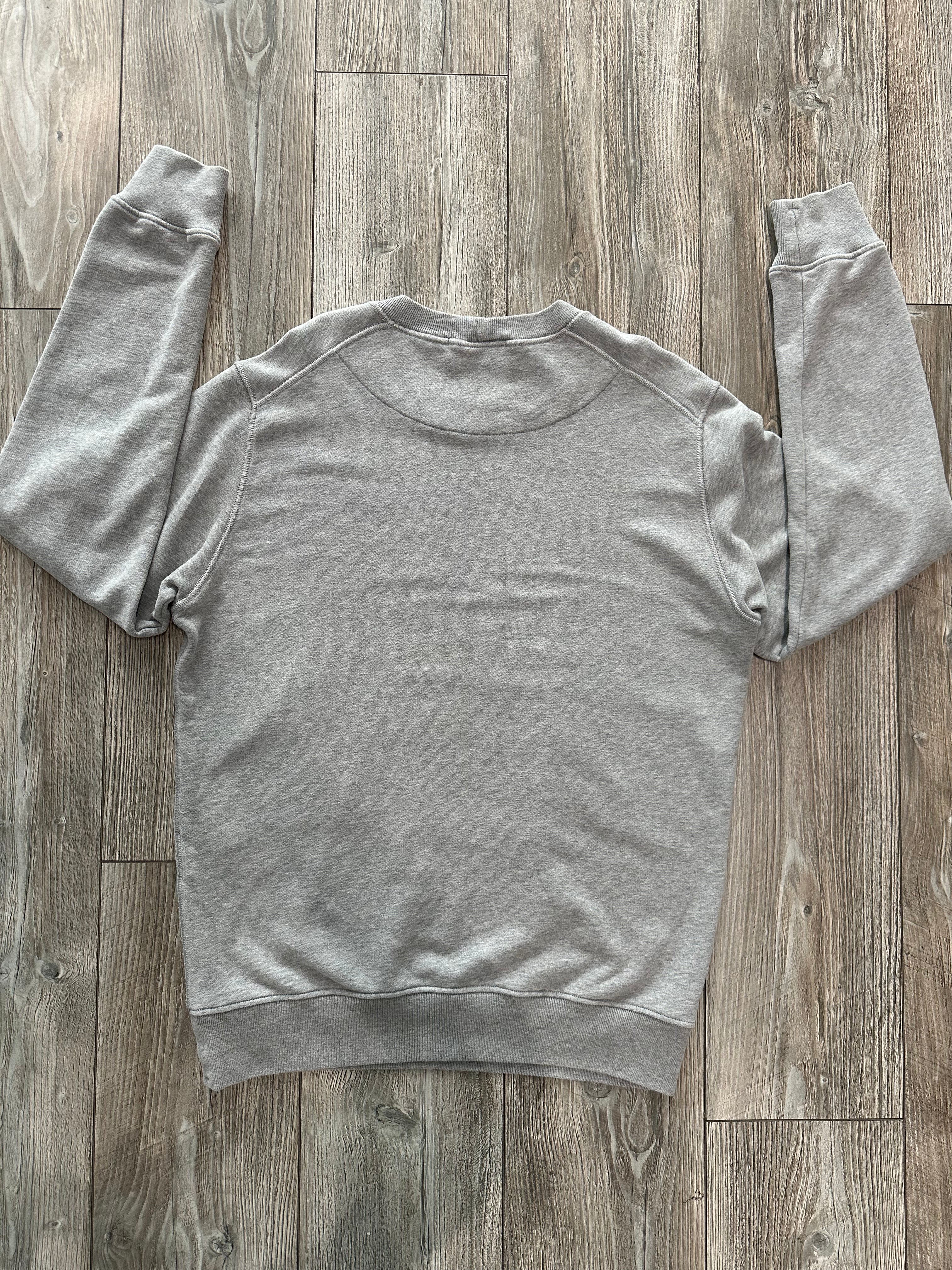 Stone Island Sweater (Fittaa L)
