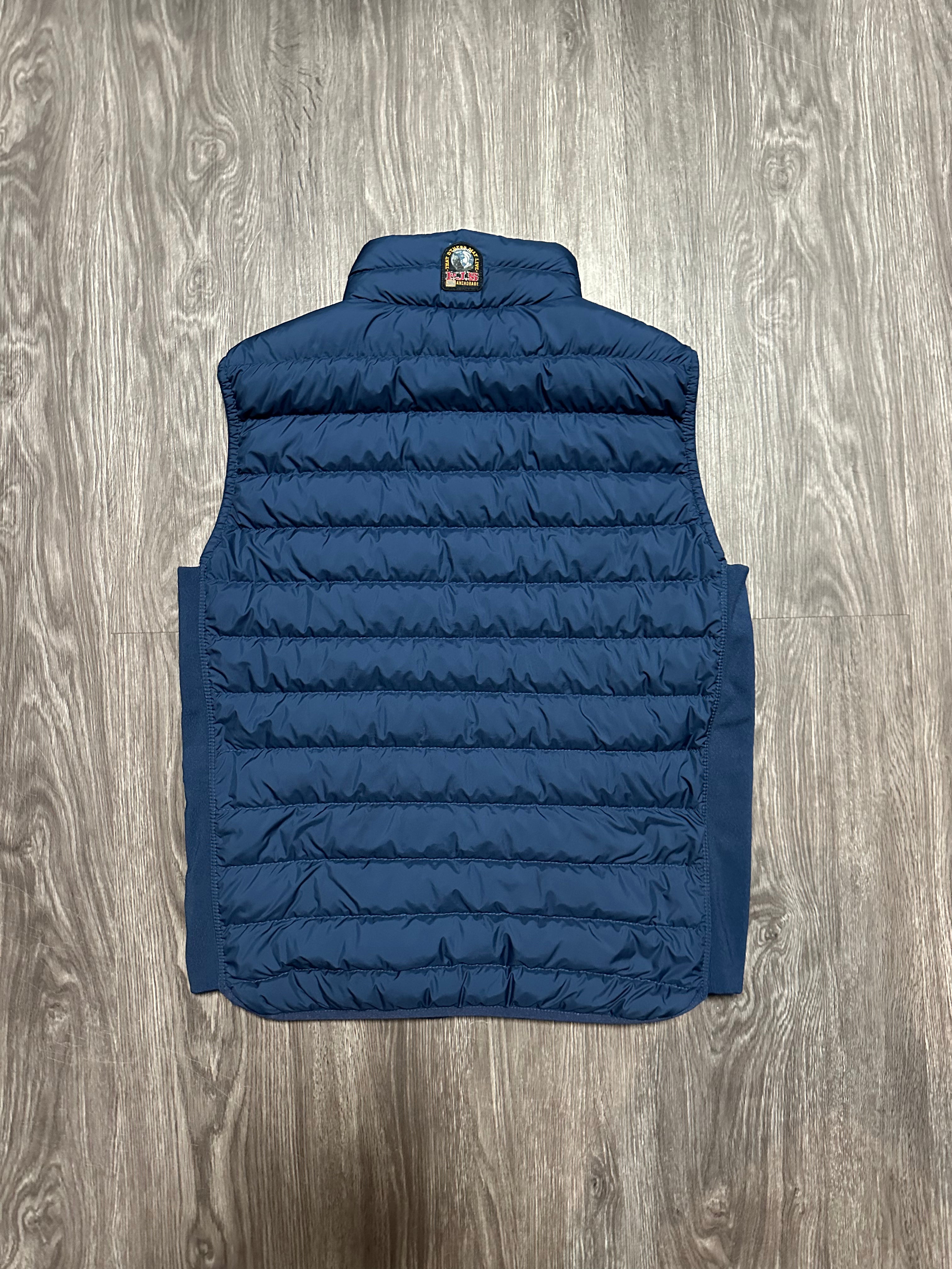 Parajumpers Vest (Fittaa M)