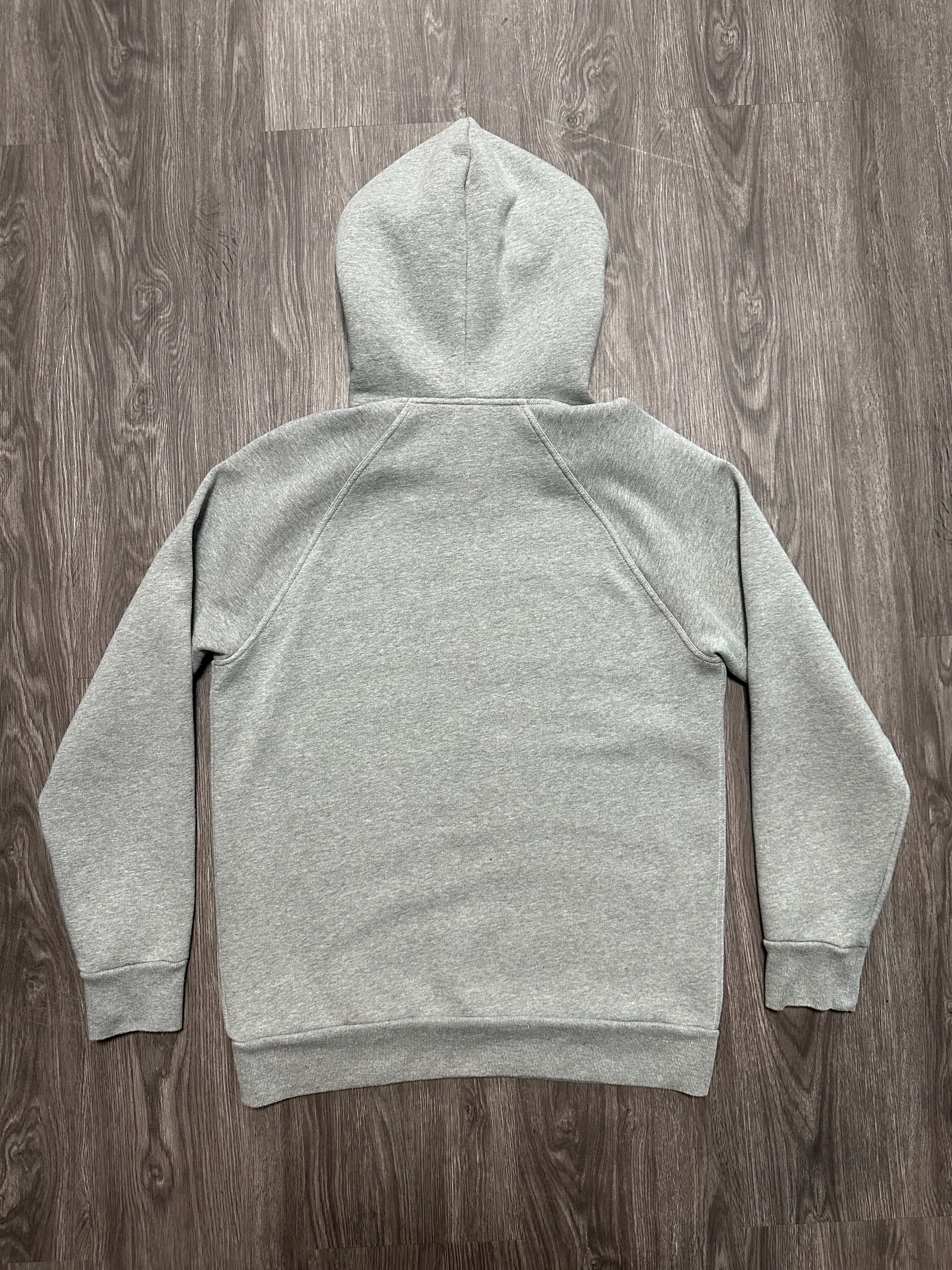 Burberry Hoodie (Fittaa L)