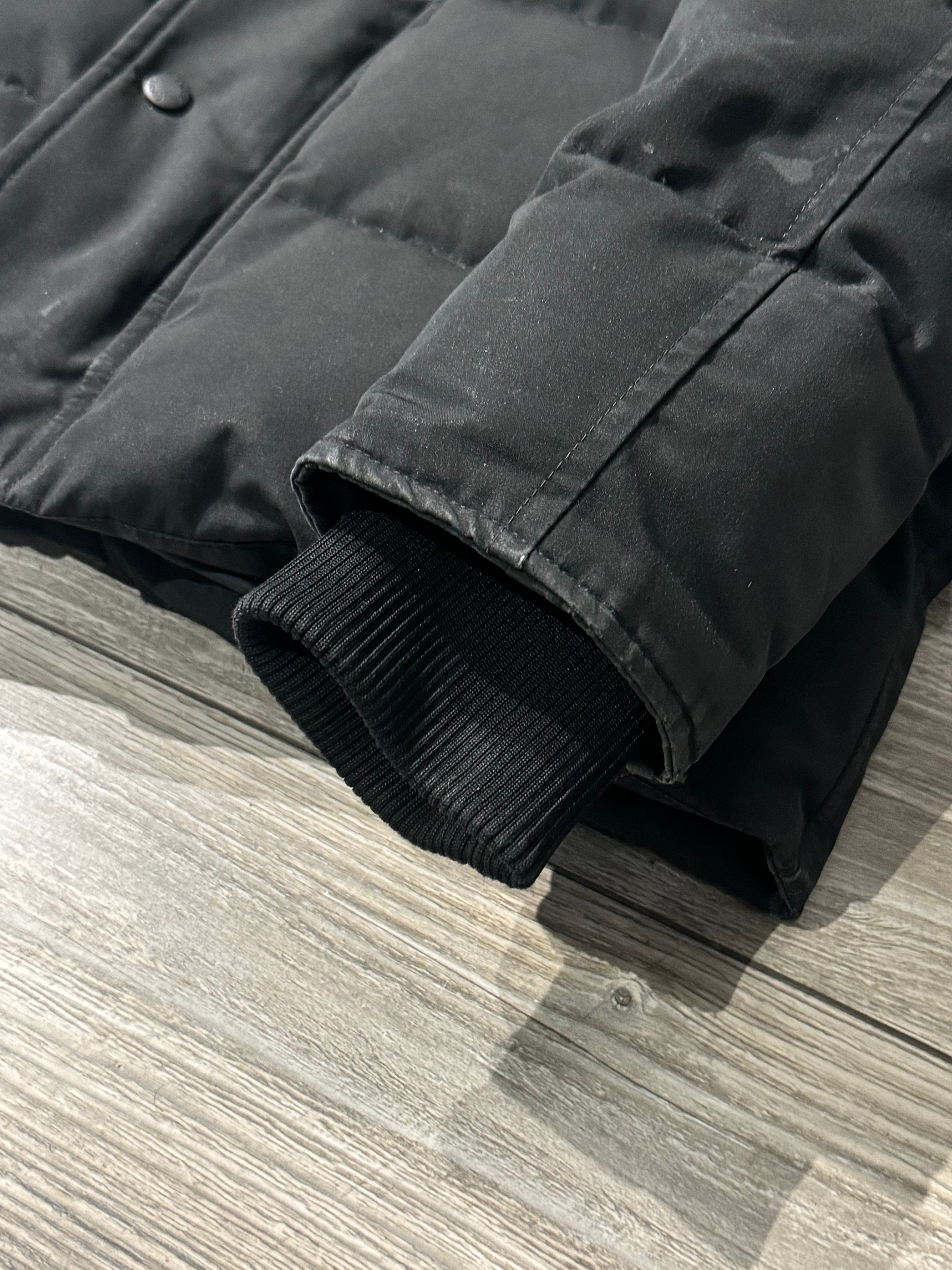 Canada Goose Wyndham (XS)