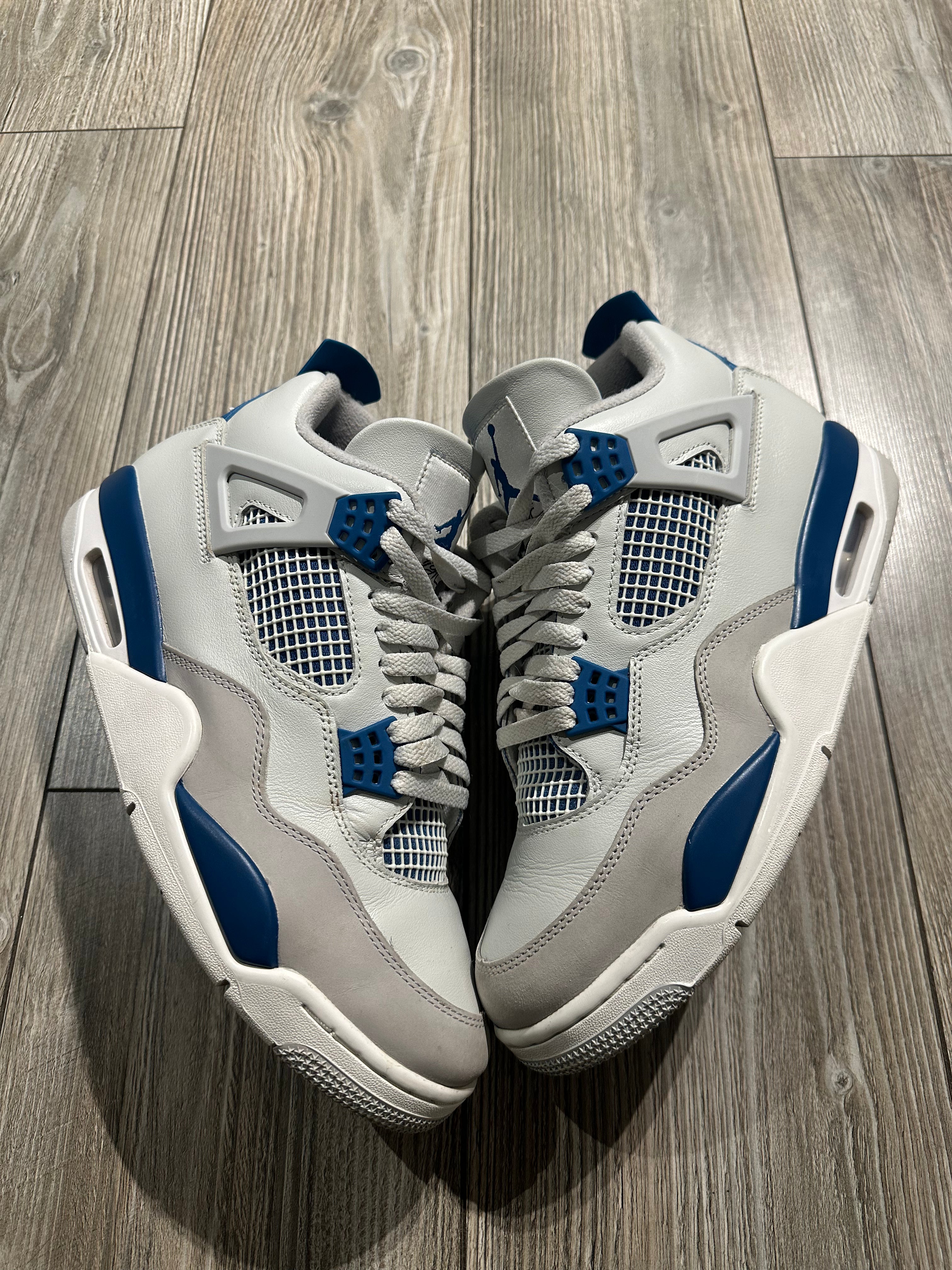 Jordan 4 Military Blue (EU 44.5)