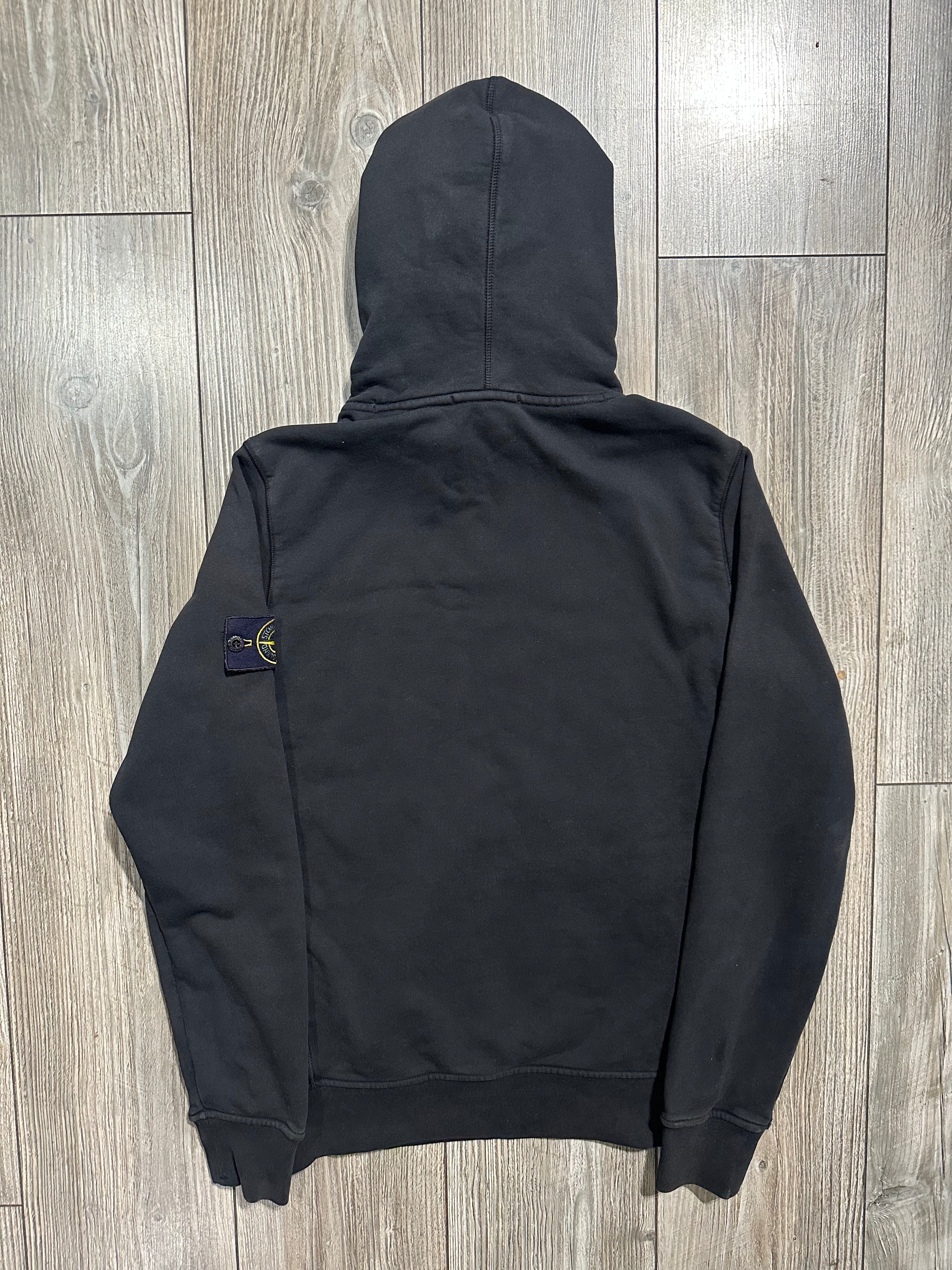 Stone Island (Fittaa S)