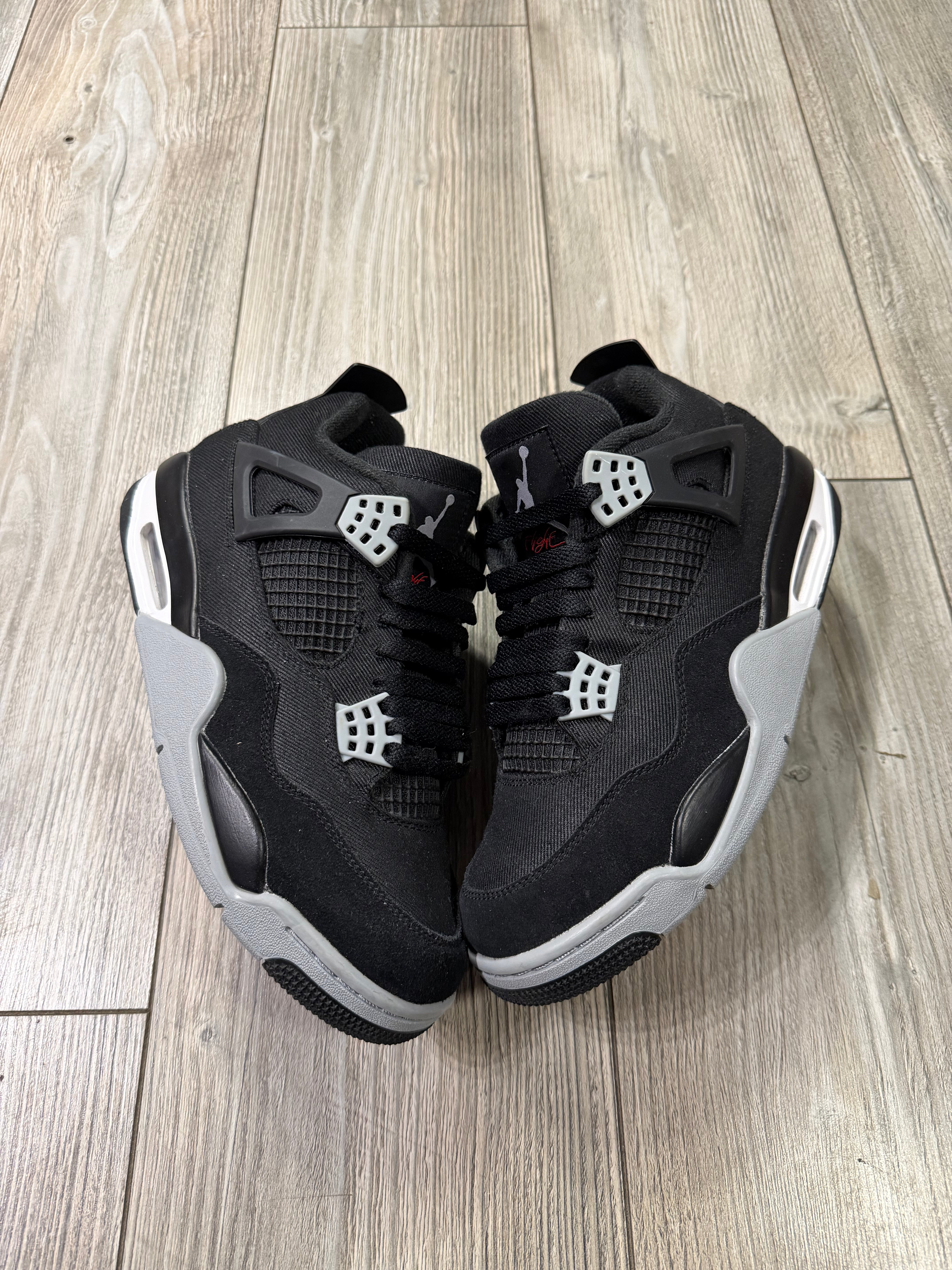 Jordan 4 Black Canvas (EU41)