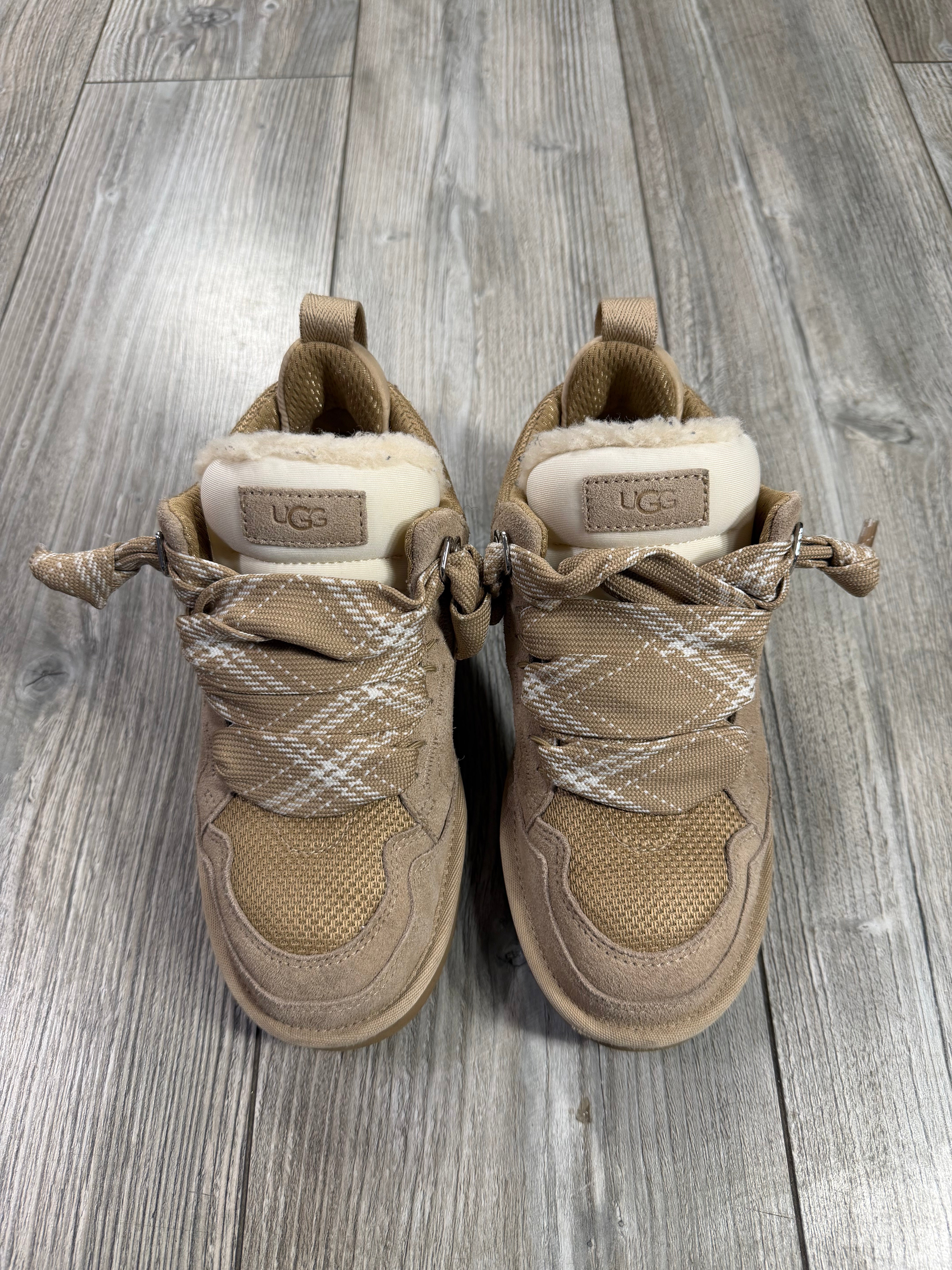 UGG Lowmel Sand (EU38)