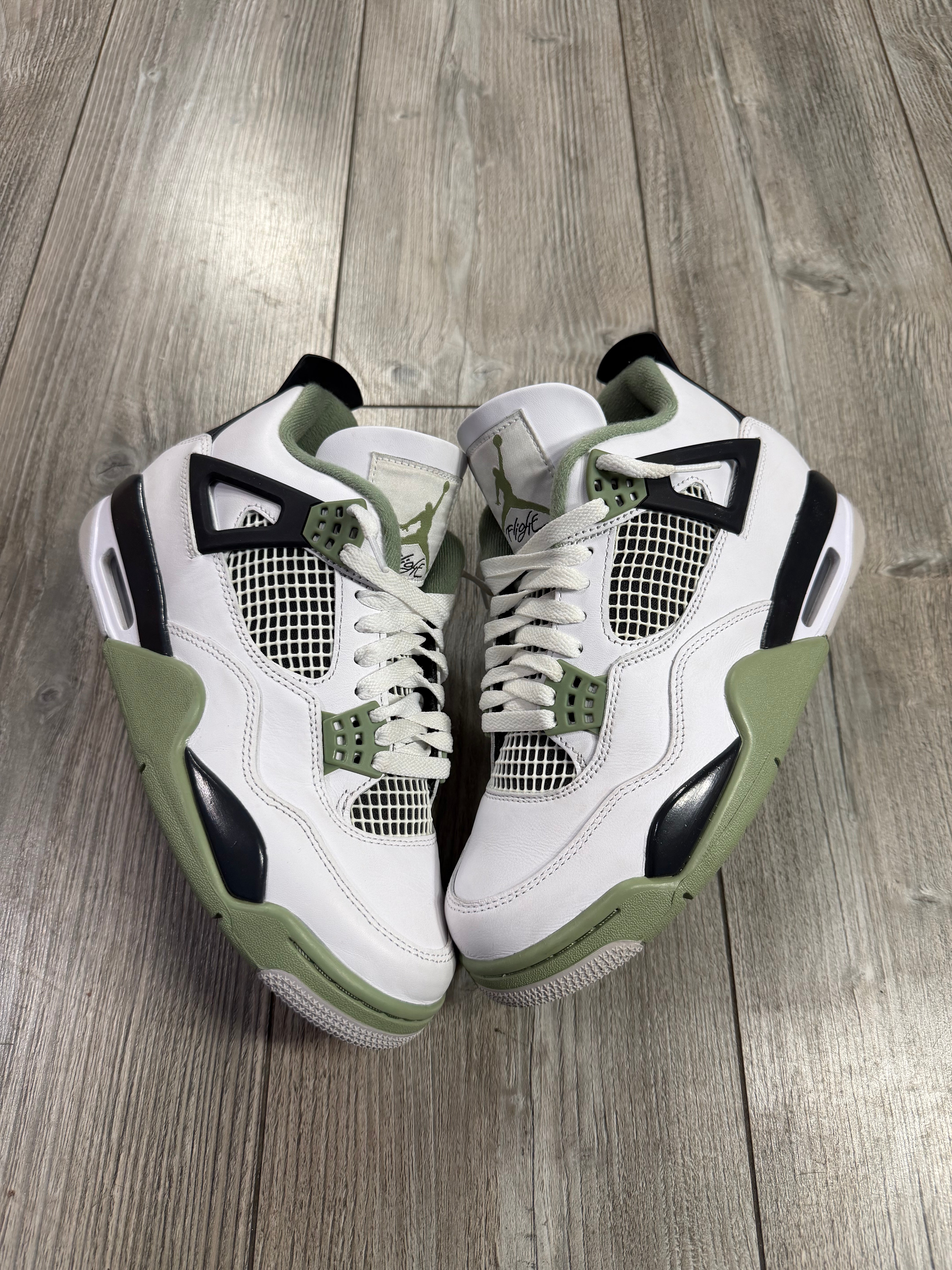 Air Jordan 4 Retro Seafoam (EU40)