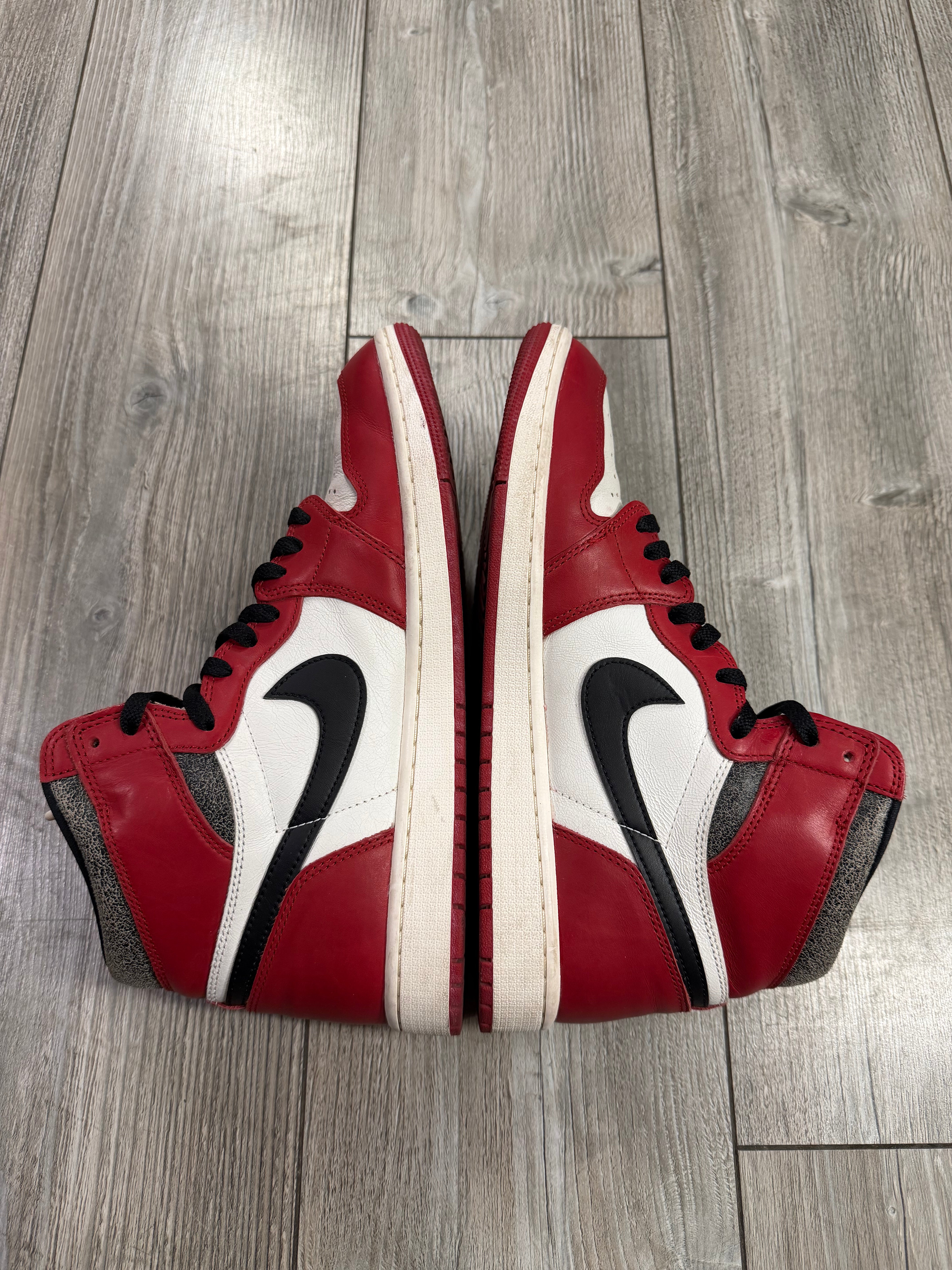 Air Jordan 1 Retro High OG Chicago Lost and Found (EU46)