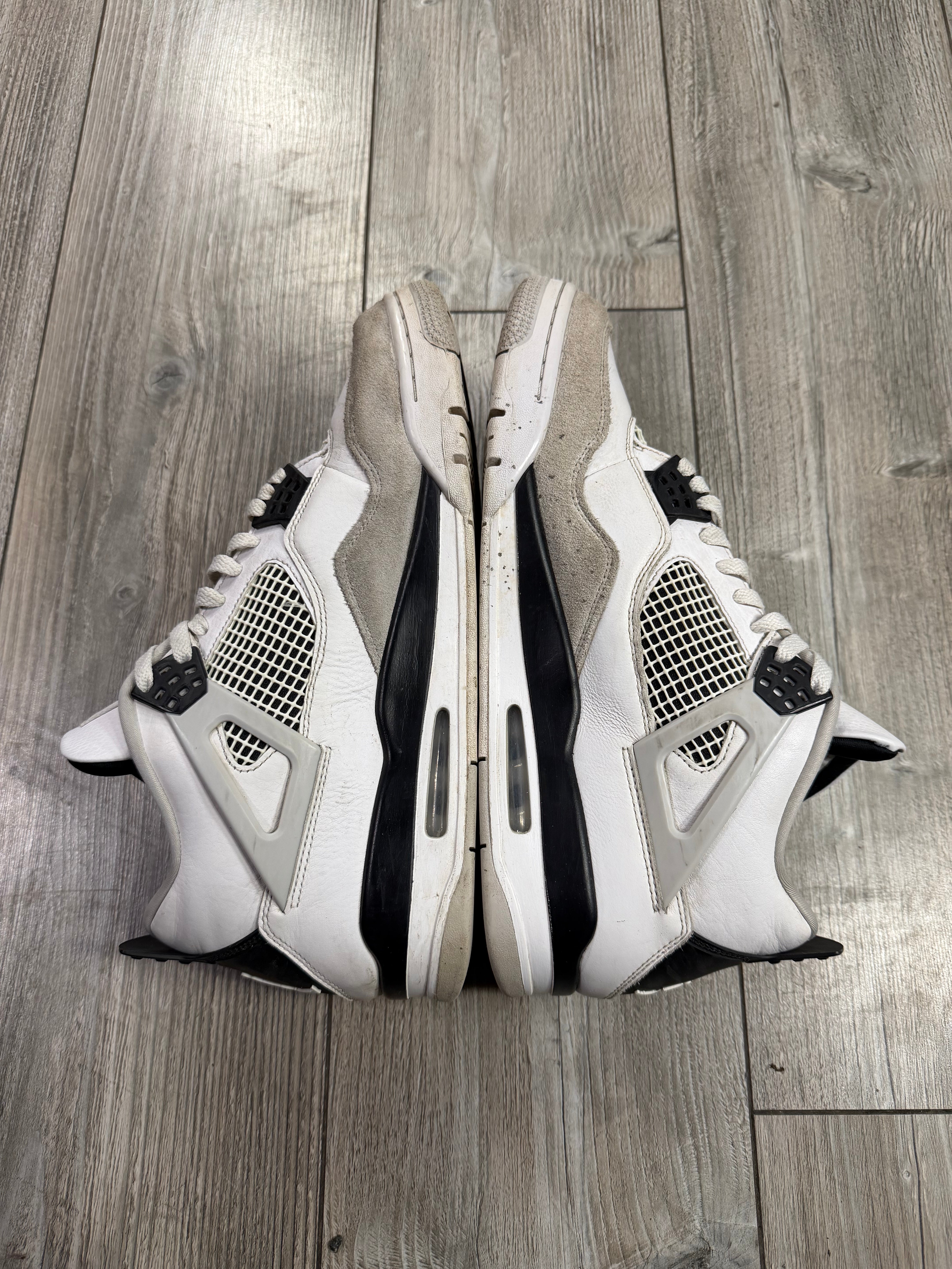 Air Jordan 4 Retro Military Black (EU47.5)