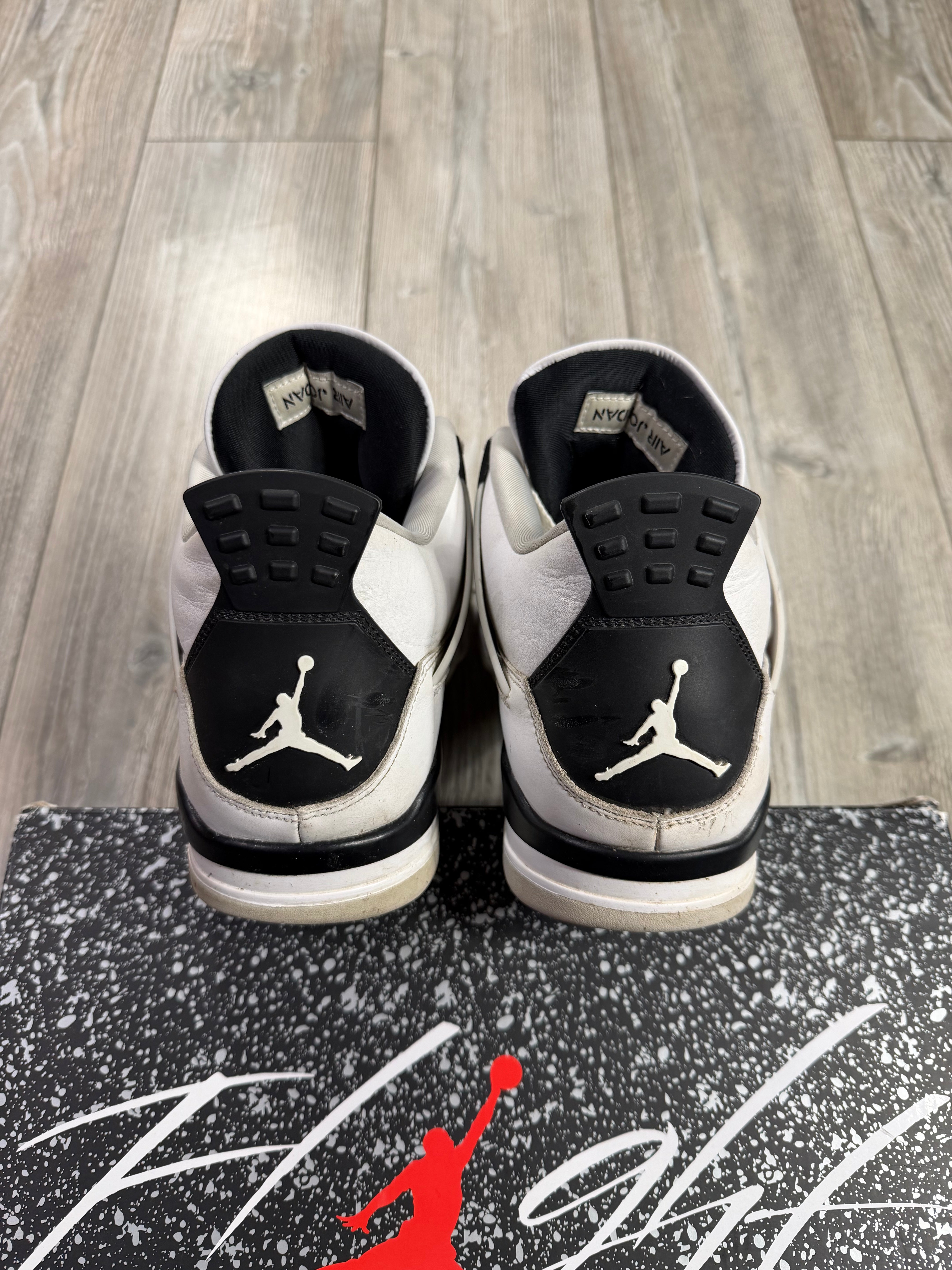 Air Jordan 4 Retro Military Black (EU47.5)