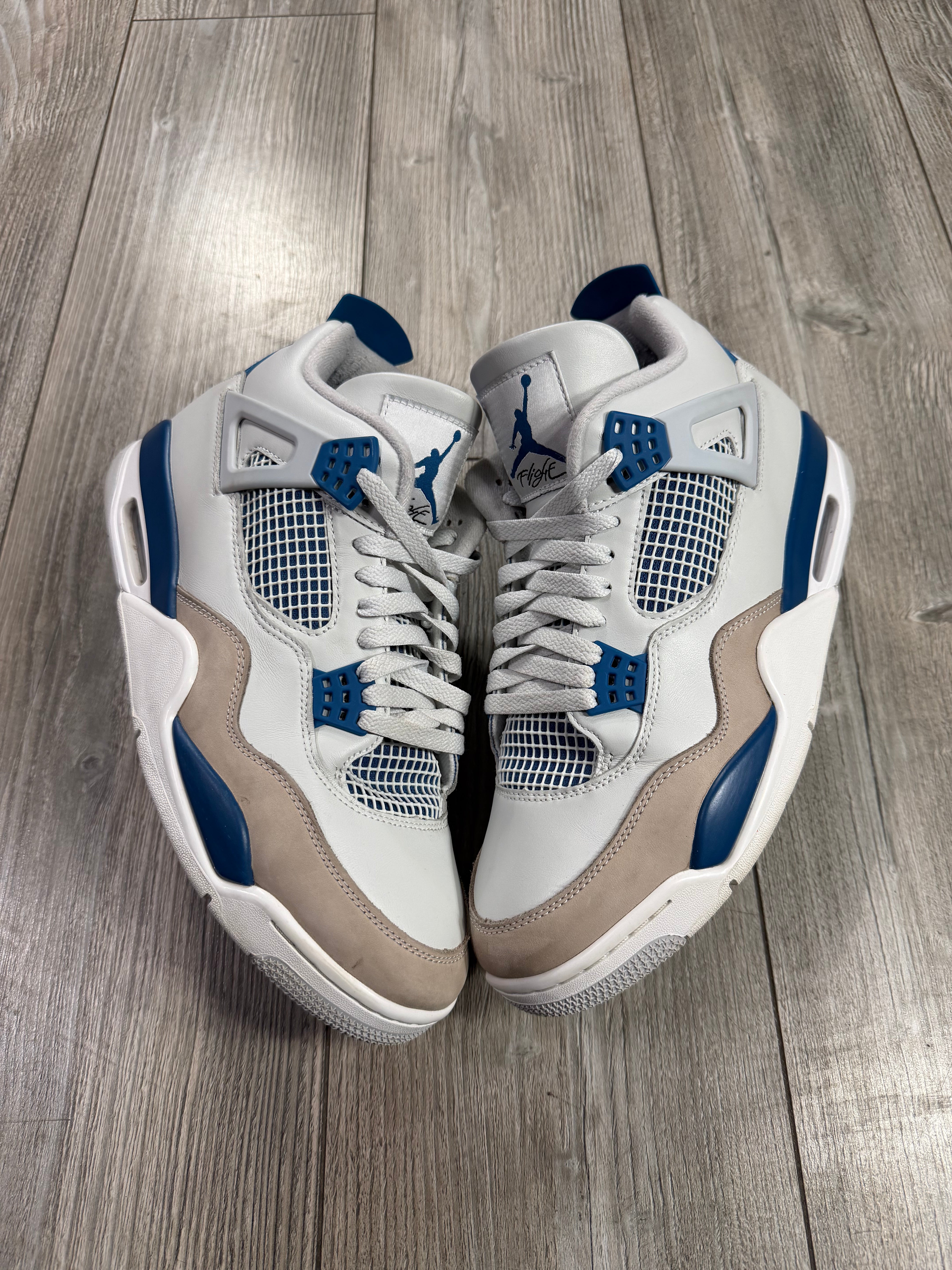 Air Jordan 4 Retro Military Blue (EU45.5)