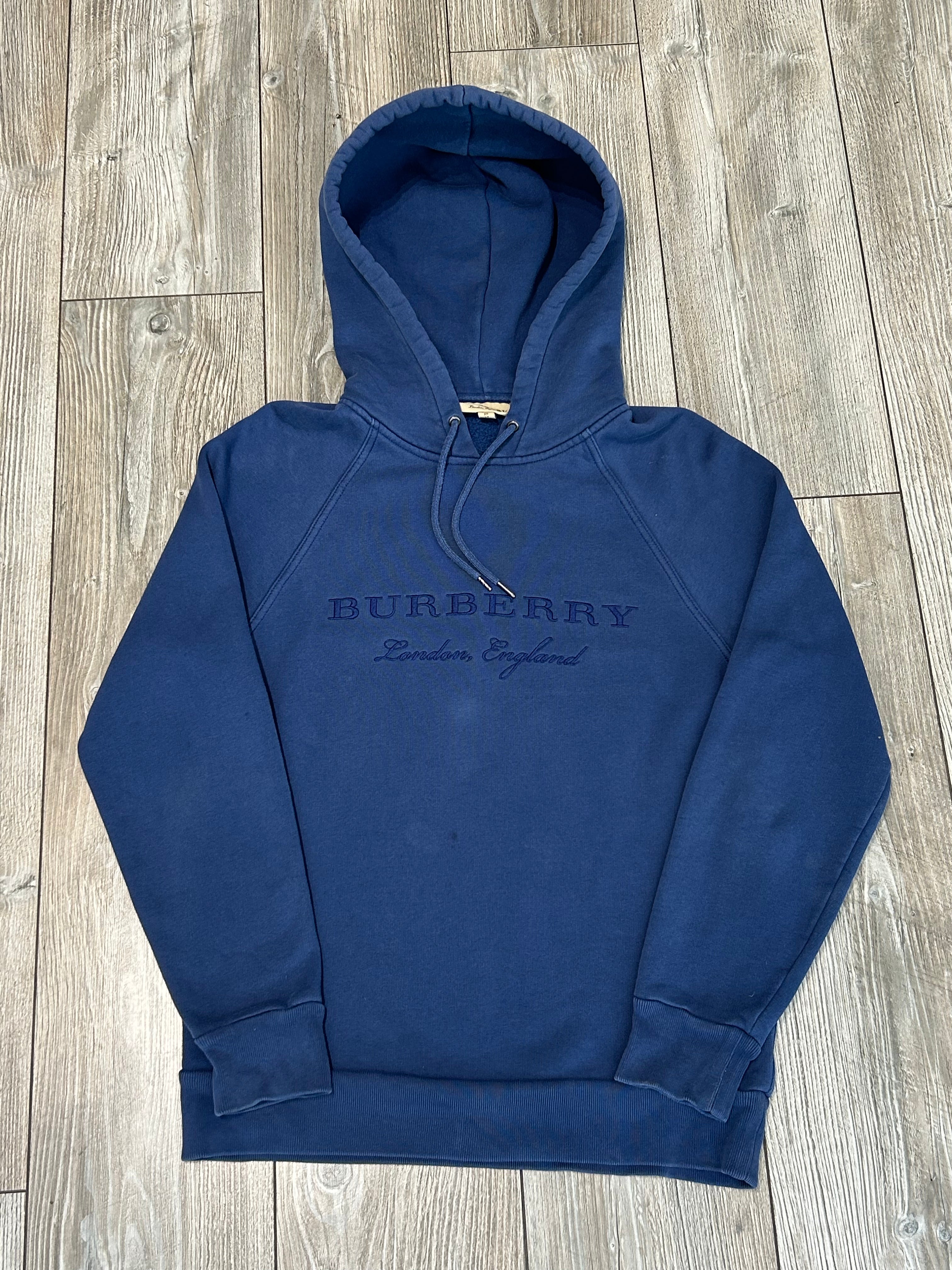 Burberry Hoodie (Fittaa S)