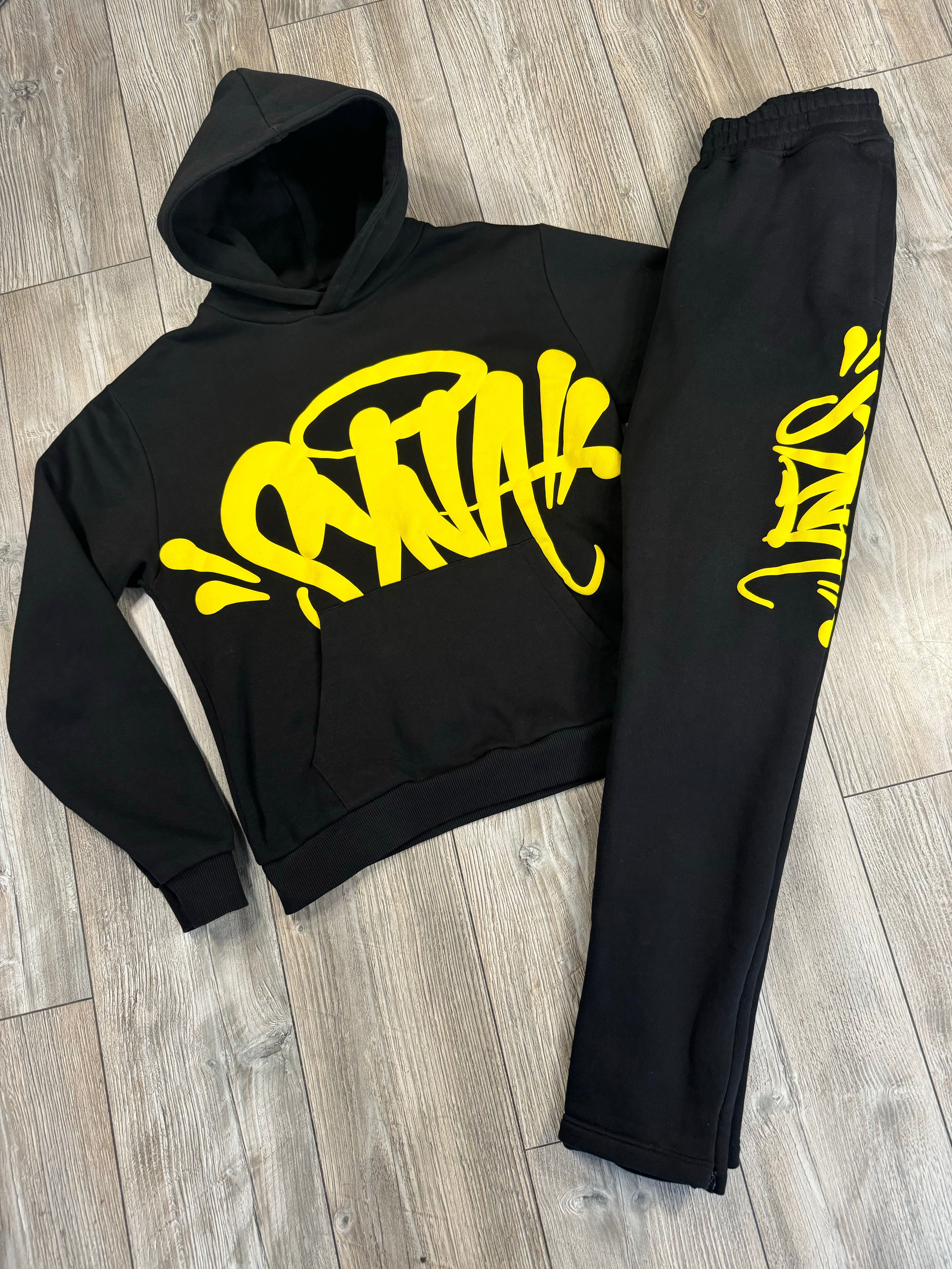 Synaworld Tracksuit (Fittaa L)
