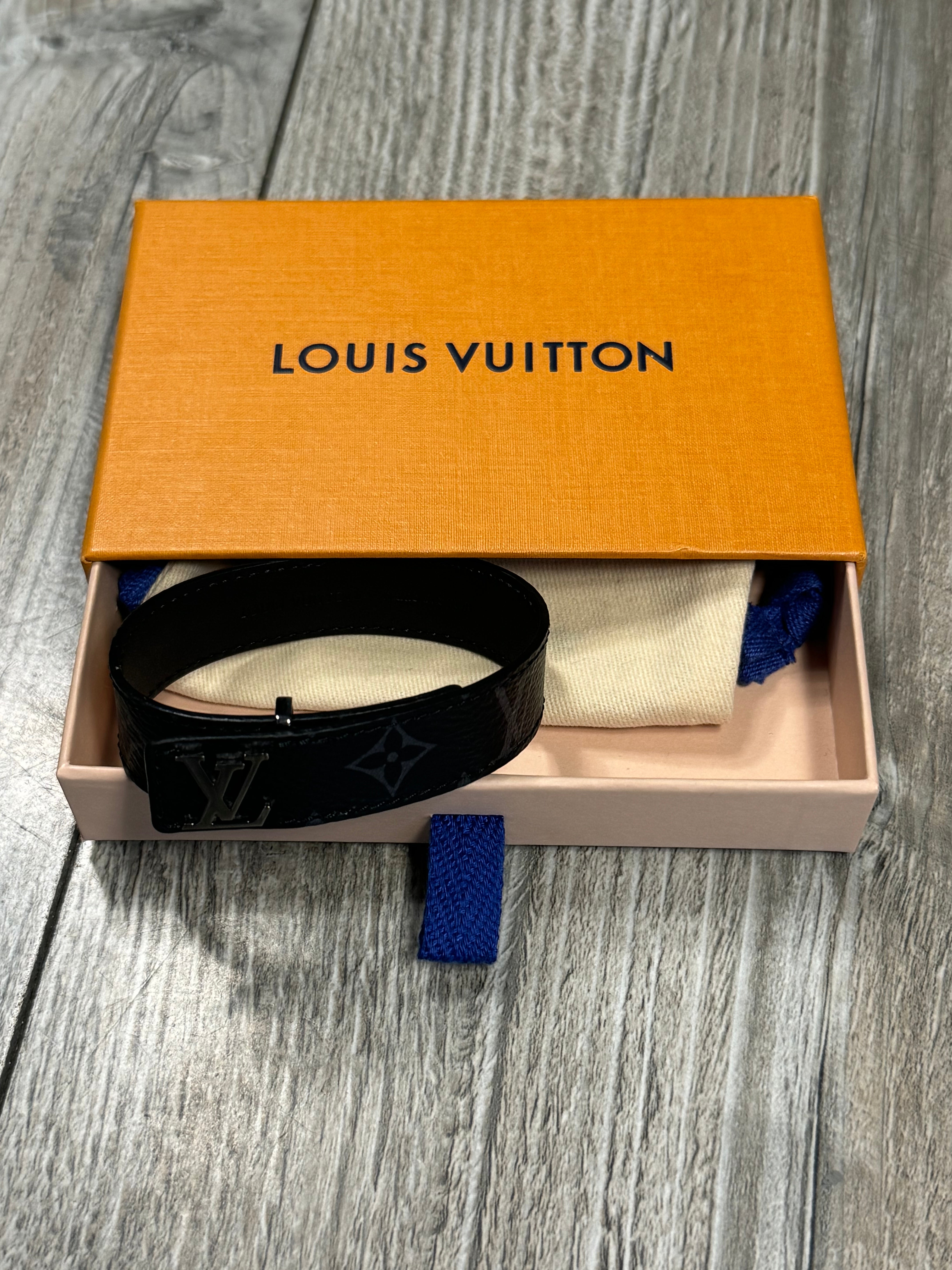 Louis Vuitton Bracelet (Onesize)
