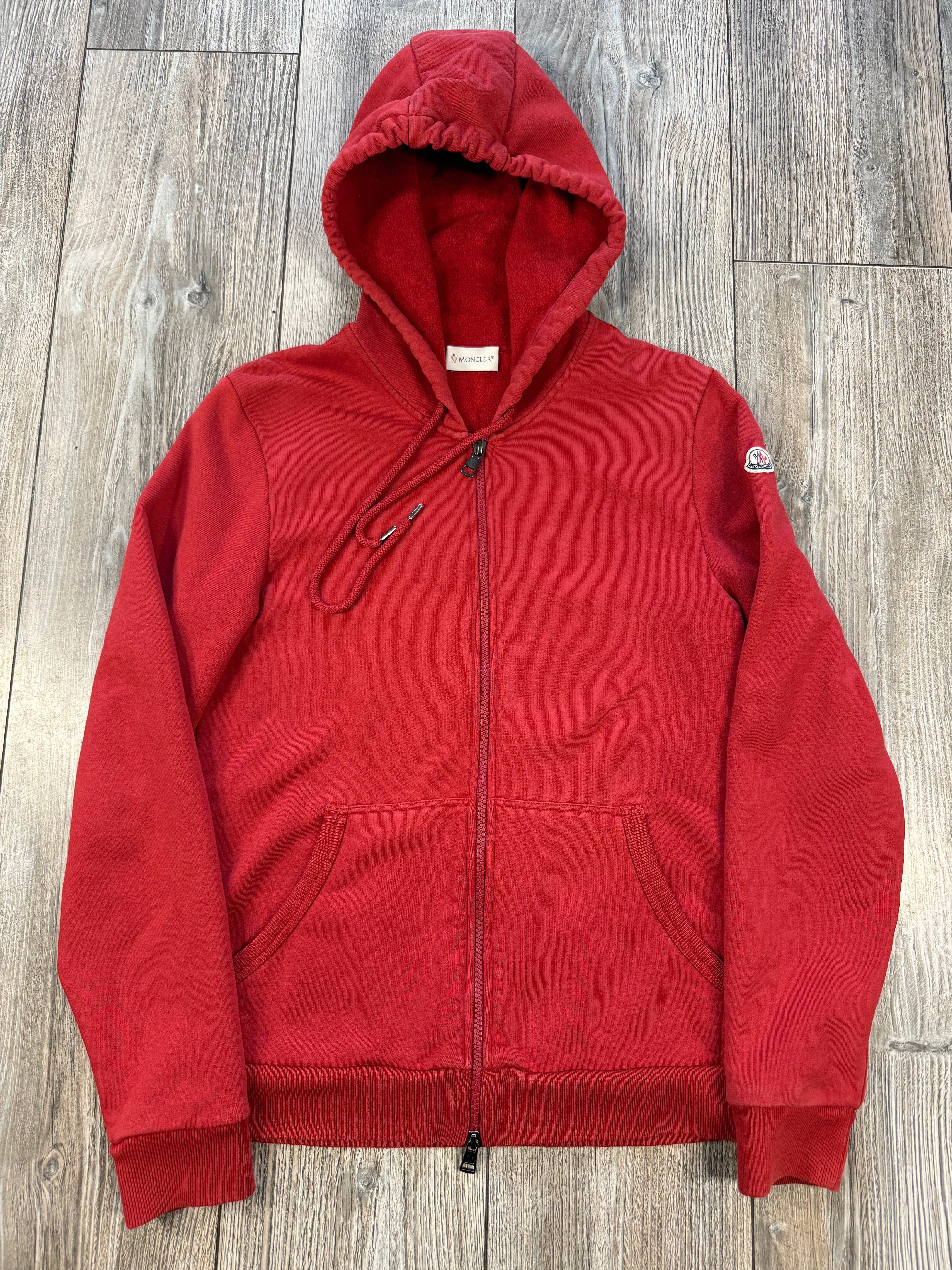 Moncler Hoodie (Fittaa S)