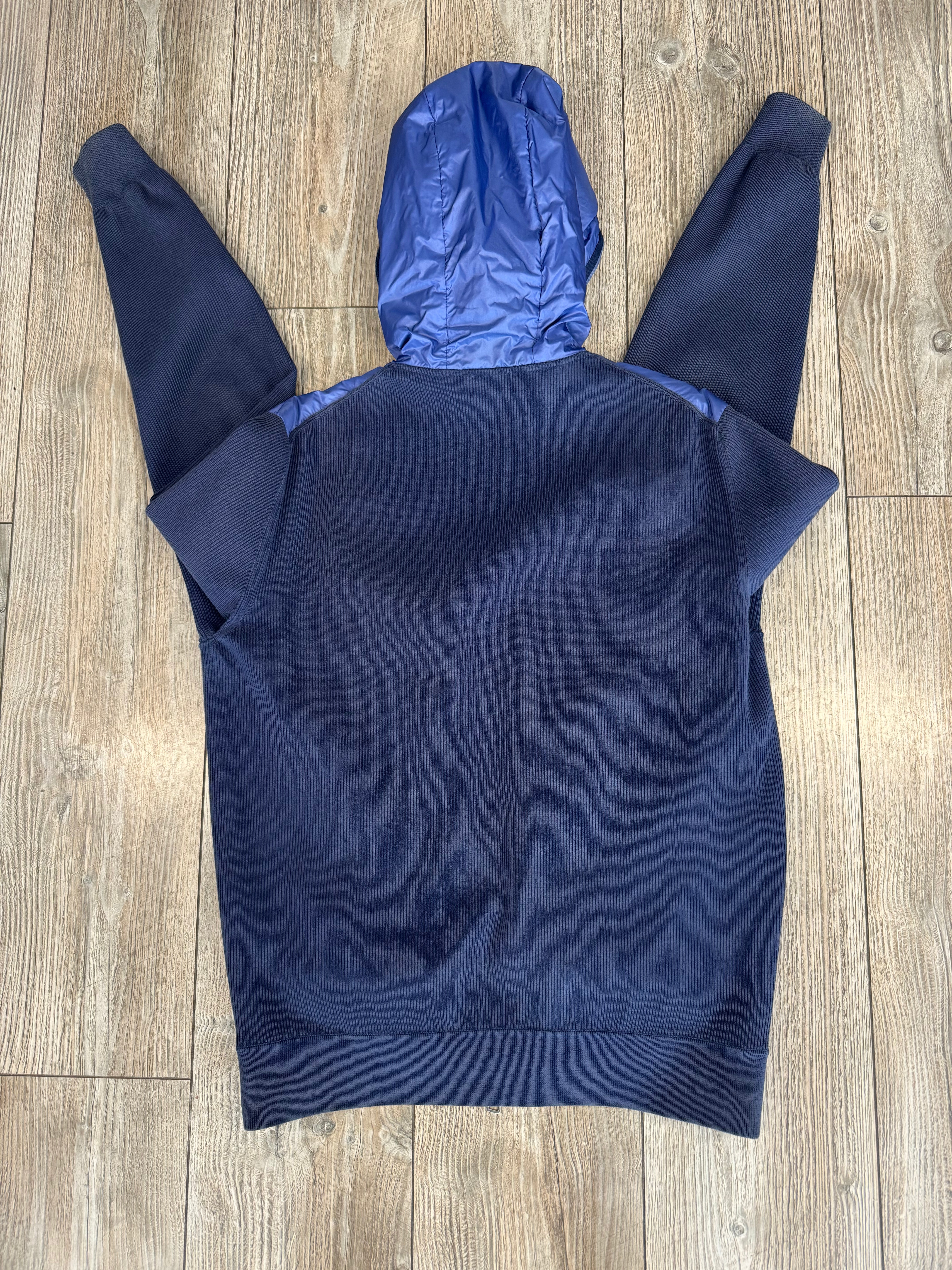 Moncler Vest (Fittaa M)