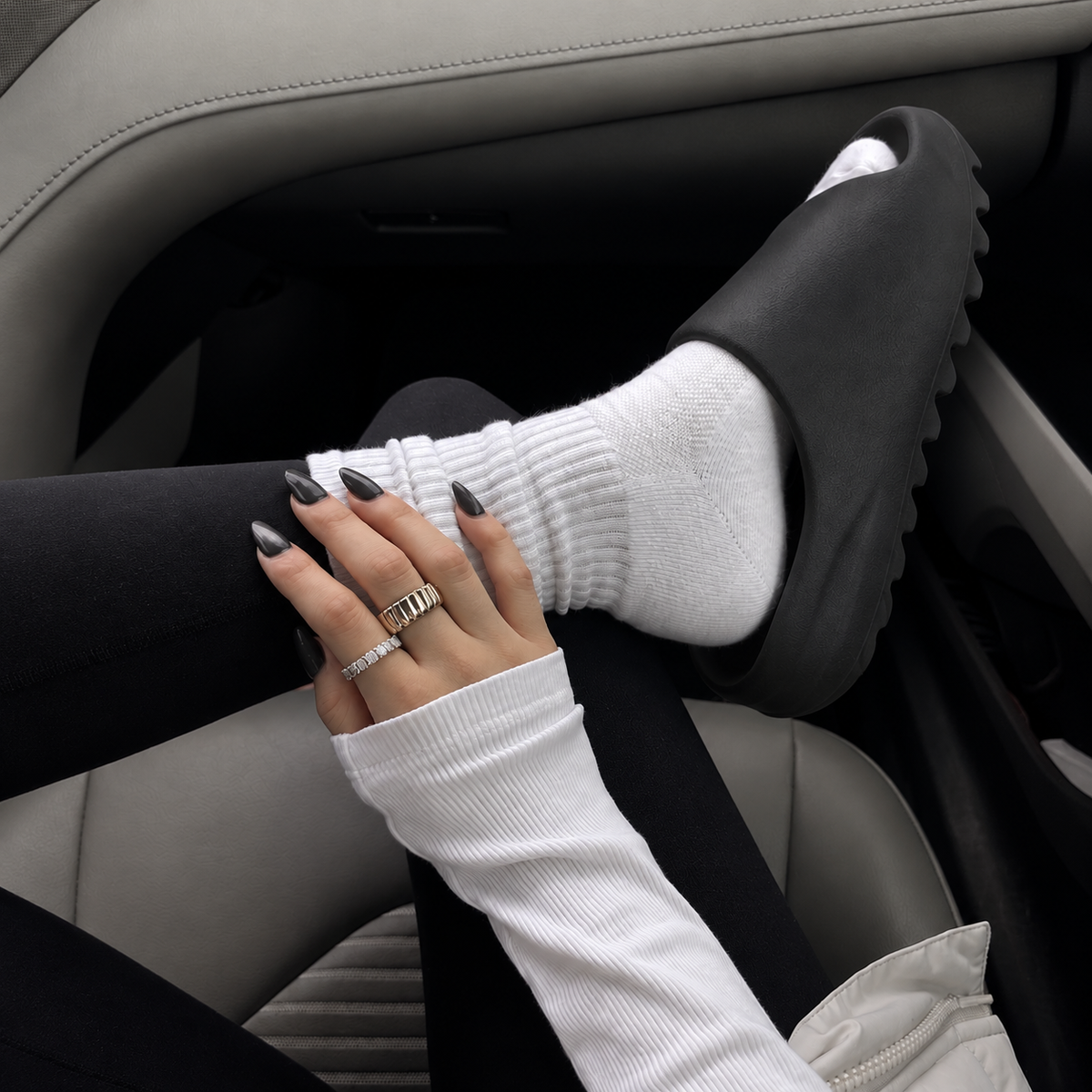 Yeezy Slide Black