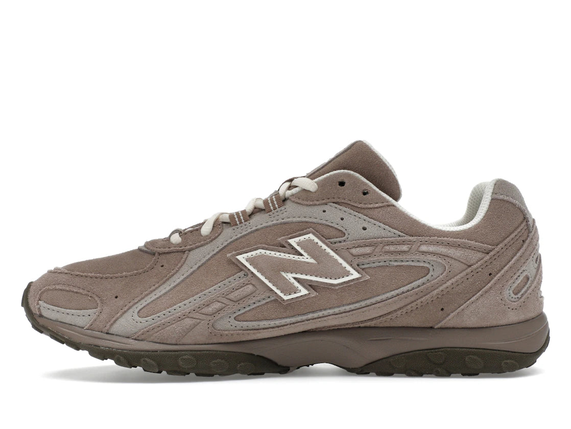 New Balance 204L Mushroom Arid Stone